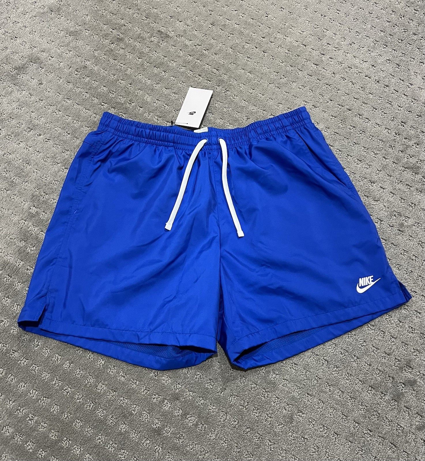 Nike Club Woven Standard Fit Mid Thigh Length Blue Shorts AR2382-480 Men Size XL