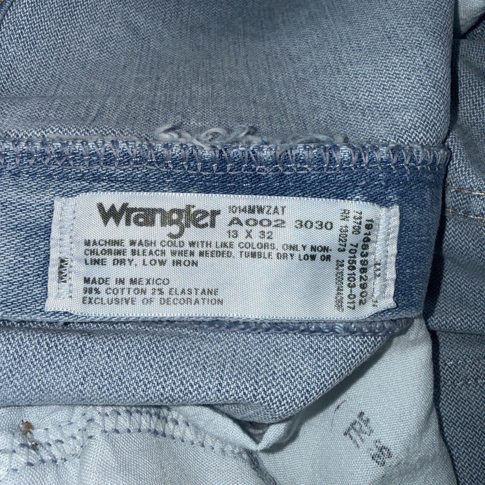 NWT Wrangler Slim Fit Tapered Boot Cut Jeans Womans Sz 13X32 Cowgirl 14MWZ Blue