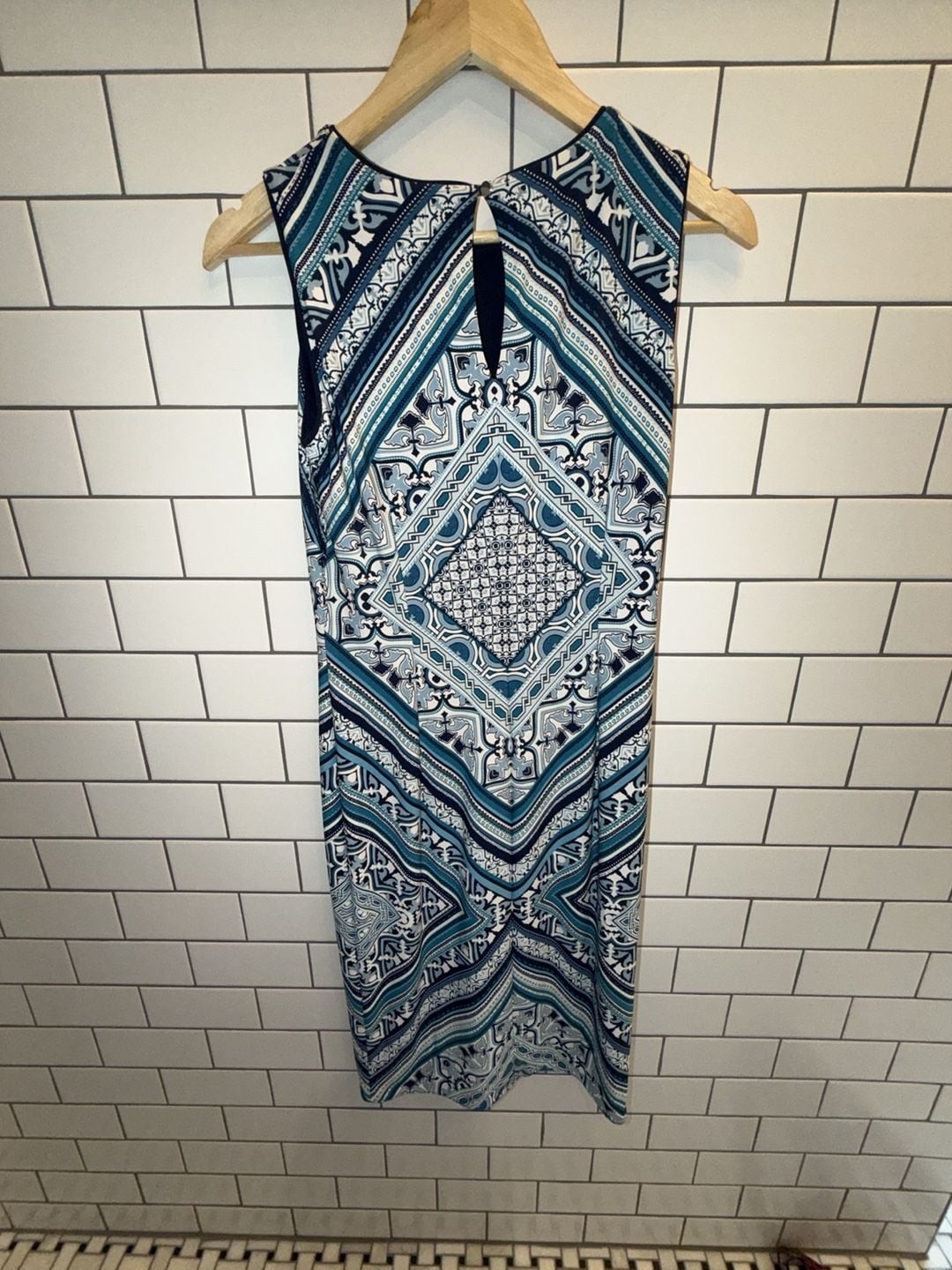 White House Black Market Reversible Scarf Print Sheath Dress