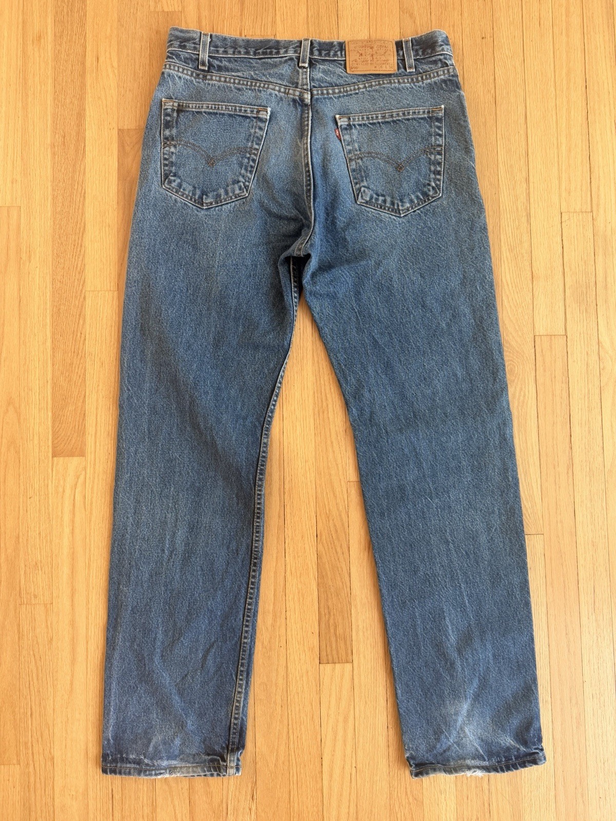 Levi’s Men’s Blue Medium Wash Denim Jeans Straight Leg