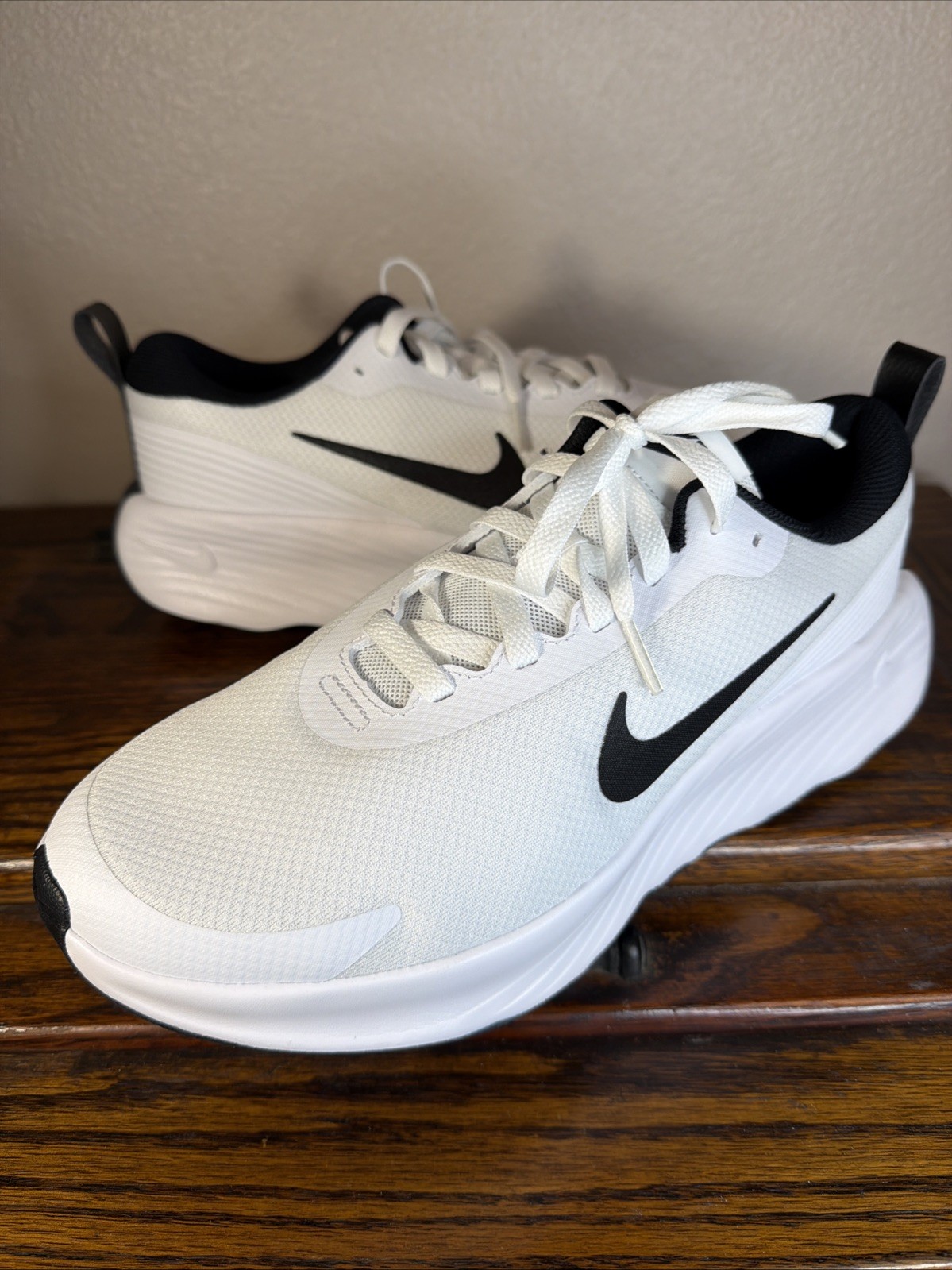 NEW Nike Promina Mens 8.5 White Black Athletic Running Shoes Sneakers FV5285-101