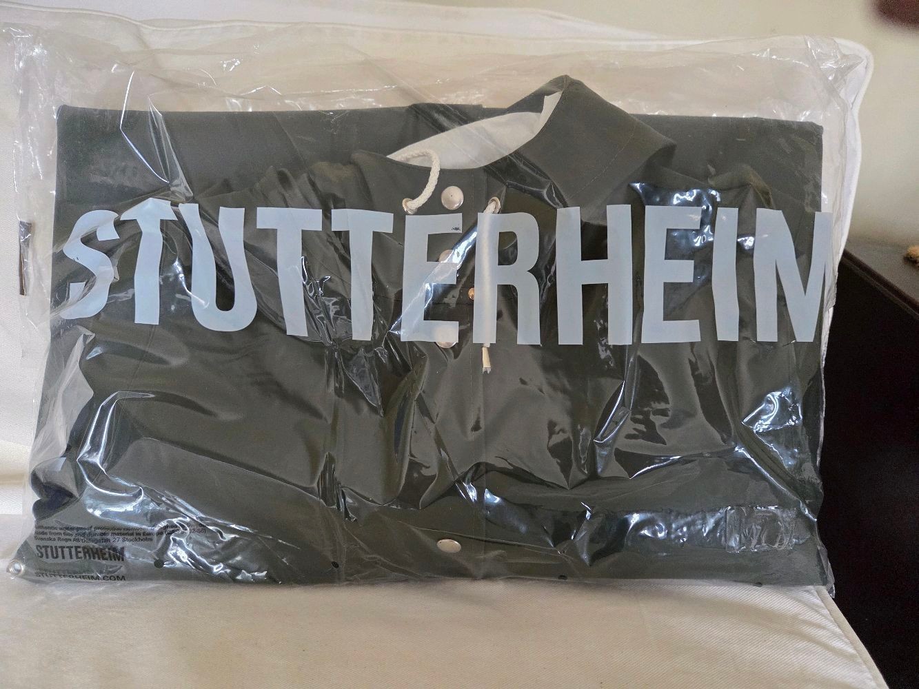 NWT – Stutterheim Mosebacke Green Raincoat Women LG ($380 Retail)