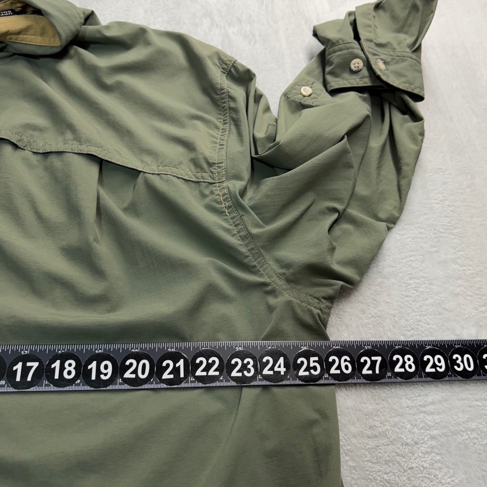 REI Shirt Mens XL Green Sahara Tech UPF 50+ Button Down Long Sleeve Nylon Hiking