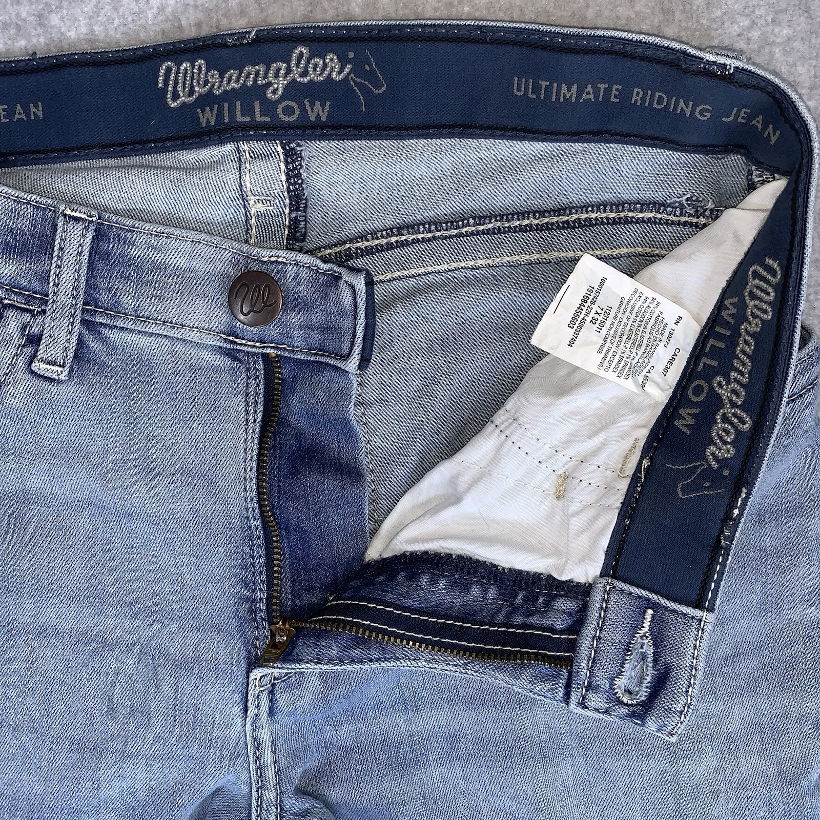 Wrangler Willow Jeans Womens 7×32 Blue Denim Ultimate Riding Bootcut Stretch