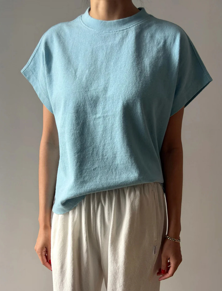 LE BON SHOPPE Jeanne Tee – Sky Blue NEW