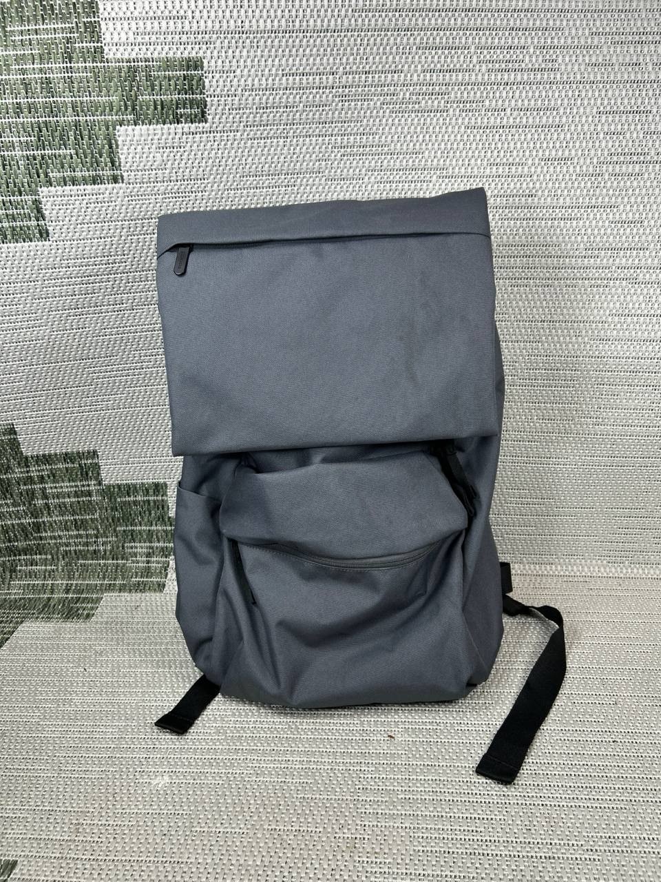 Everlane Backpack The ReNew Transit Charcoal Laptop Sleeve Adjustable Shoulder