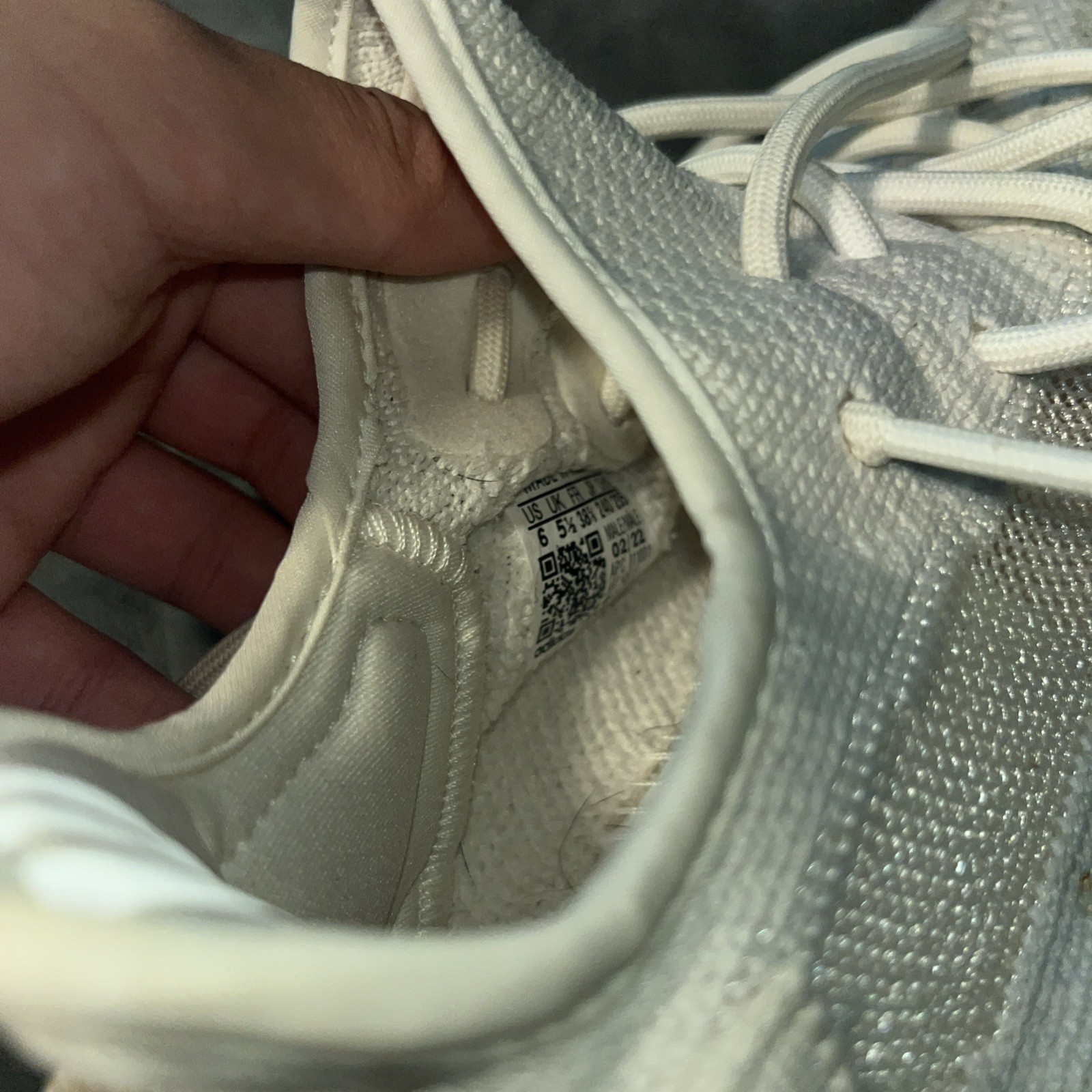 Yeezy Boost 350 Bone Size 6 1/2
