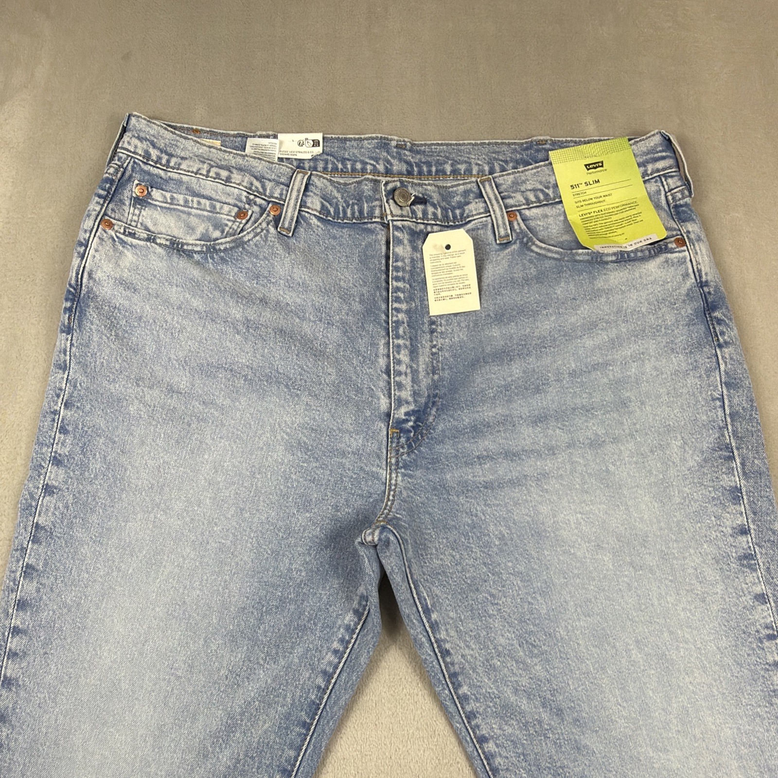 Levi’s Performance 511 Jeans Men’s 40×30 Slim Fit Blue Denim Stretch Light Wash