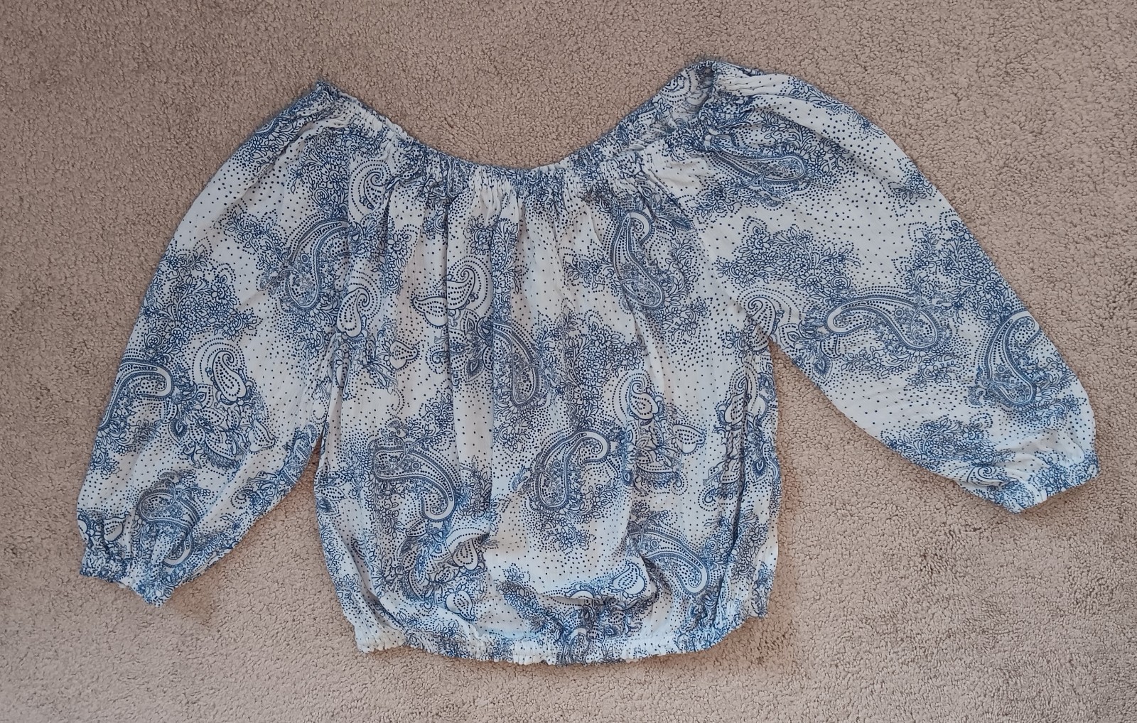 Tommy Hilfiger Paisley Peasant Blouse Blue White Smocked Off Shoulder Top Medium