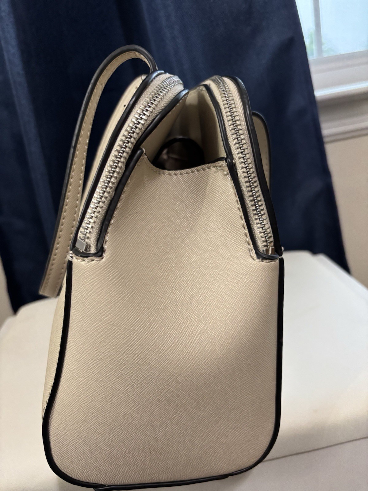 GUESS Beige Double Zip Satchel Top Handle Bag w/ Detachable Strap, Pockets