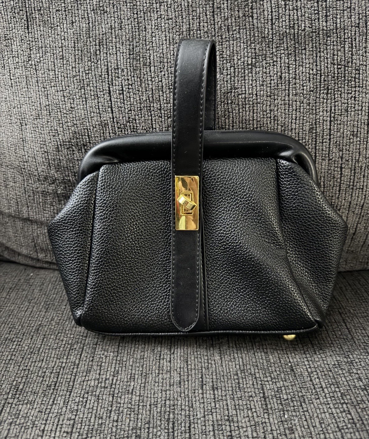 Women’s Trendy Genuine Leather Clutch Purse