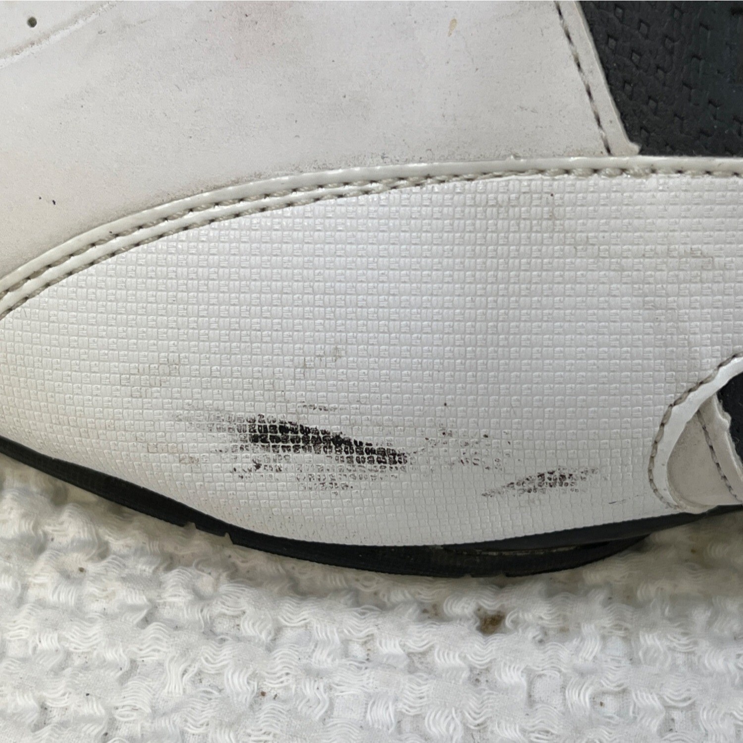 Puma Men’s Black/White Shoes/Sneakers Size 13 SKU 4929