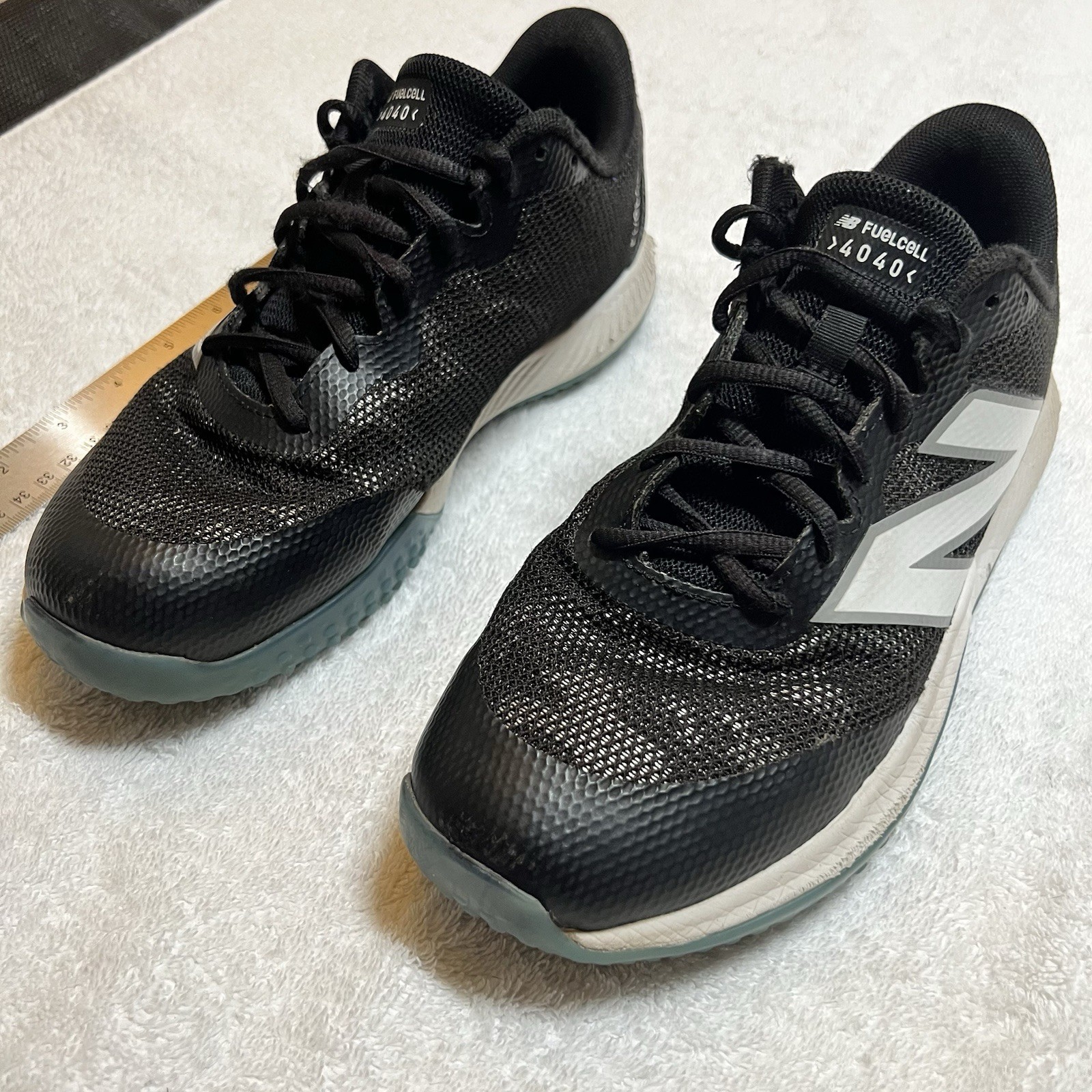 New Balance FuelCell 4040v7 TF Black Ice Blue Women’s Size 8 US