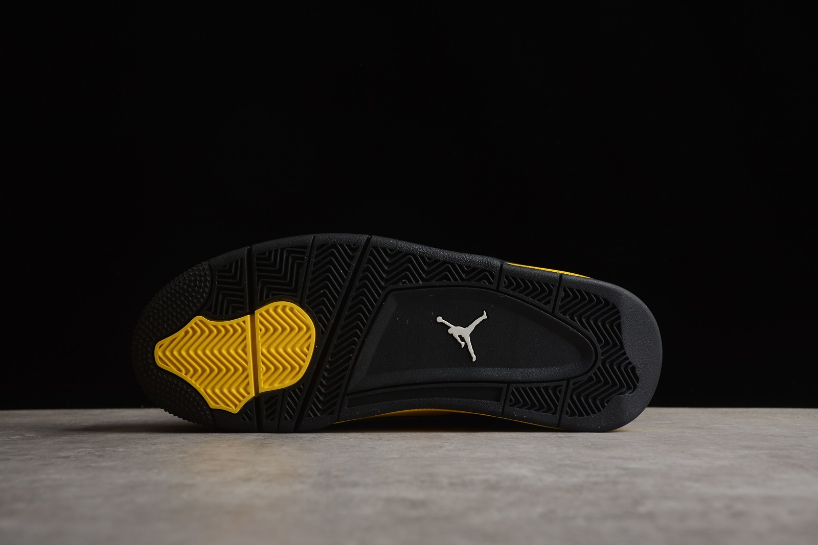 AJ 4 Retro Yellow Thunder 2023 DH6927-017 in Stock