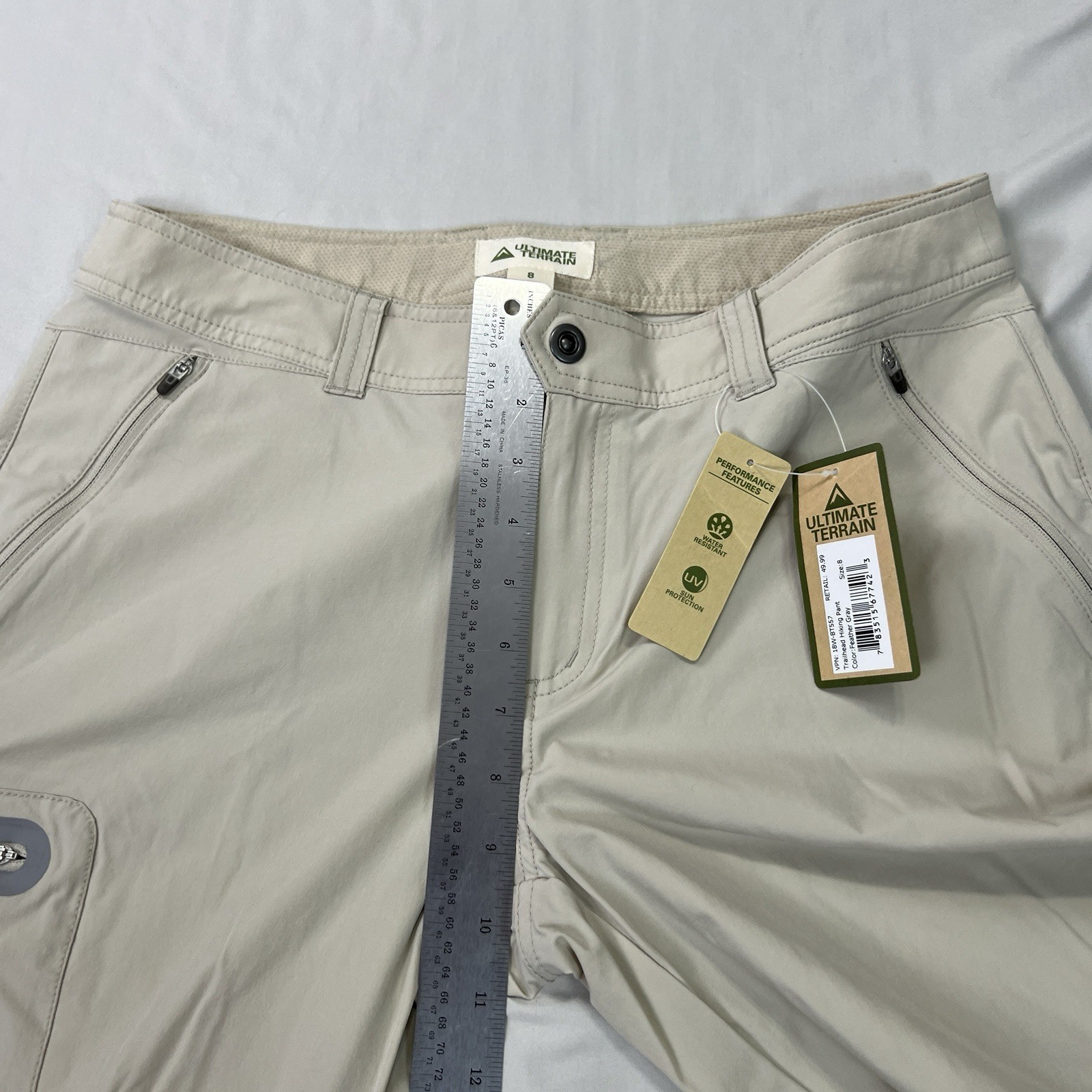 Ultimate Terrain Cargo Pants Womens 8 Beige Stretch Outdoor Water Resistant NWT
