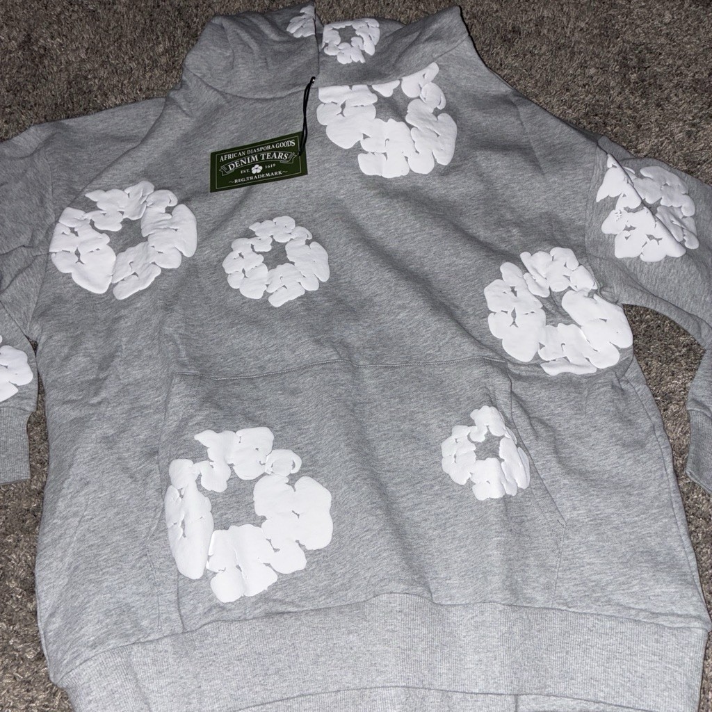 DENIM TEARS Men’s Gray Pullover Hoodie White Graphic Print Long Sleeve Size M