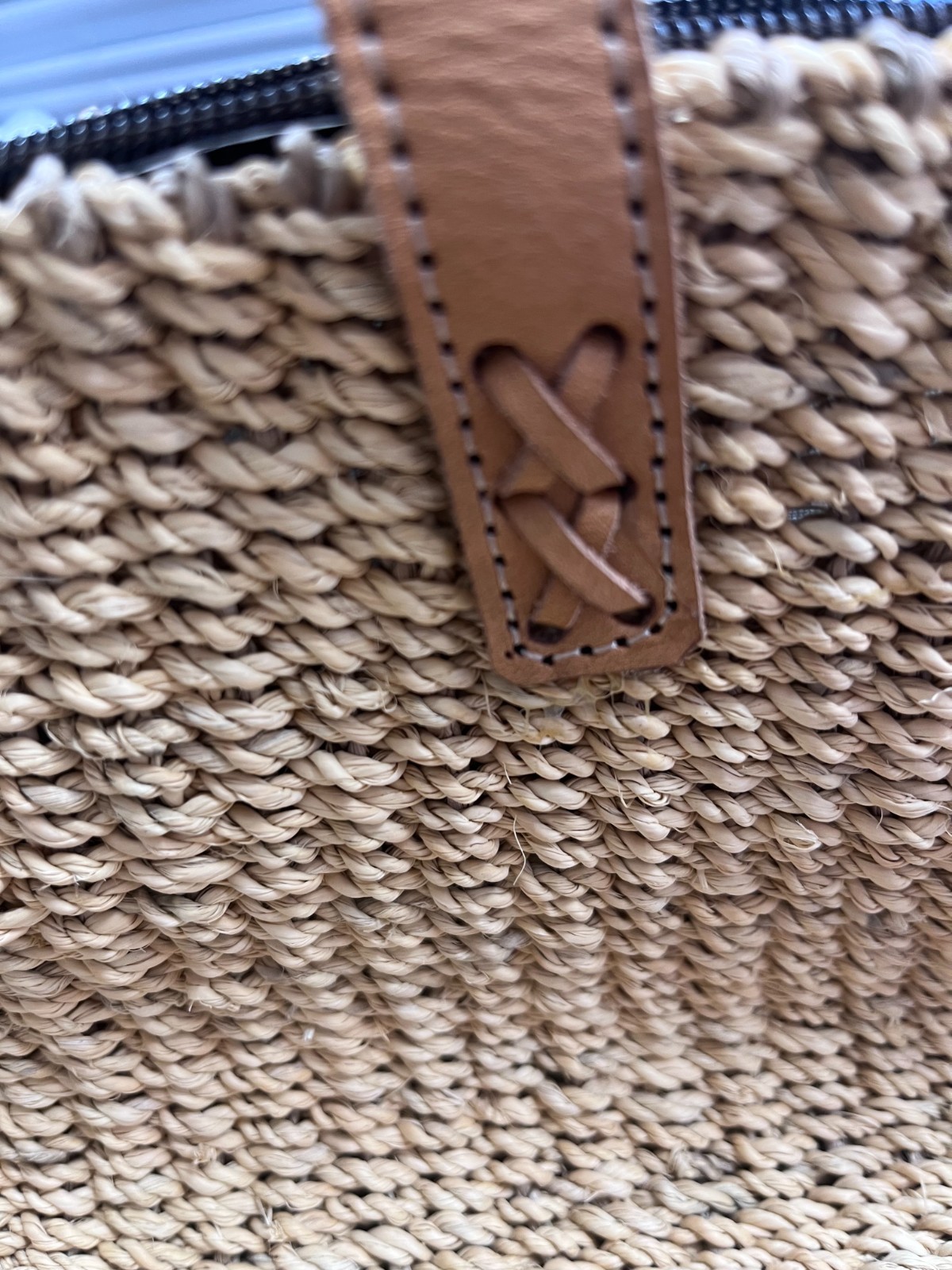 Womens Straw Tote Bag 12×9″ Leather Trim Summer Beach Shoulder Handbag 25″