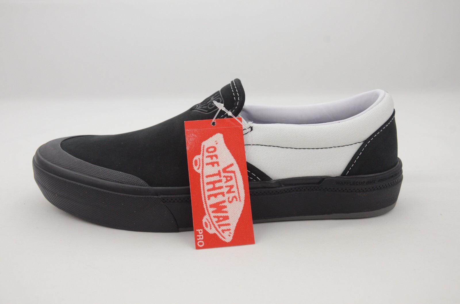 Vans BMX Slip-On Dak Black White Men’s Multiple Sizes New in Box VN0A5HEY39M