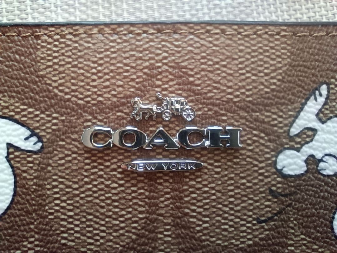 COACH Snoopy Pattern Bi fold Wallet
