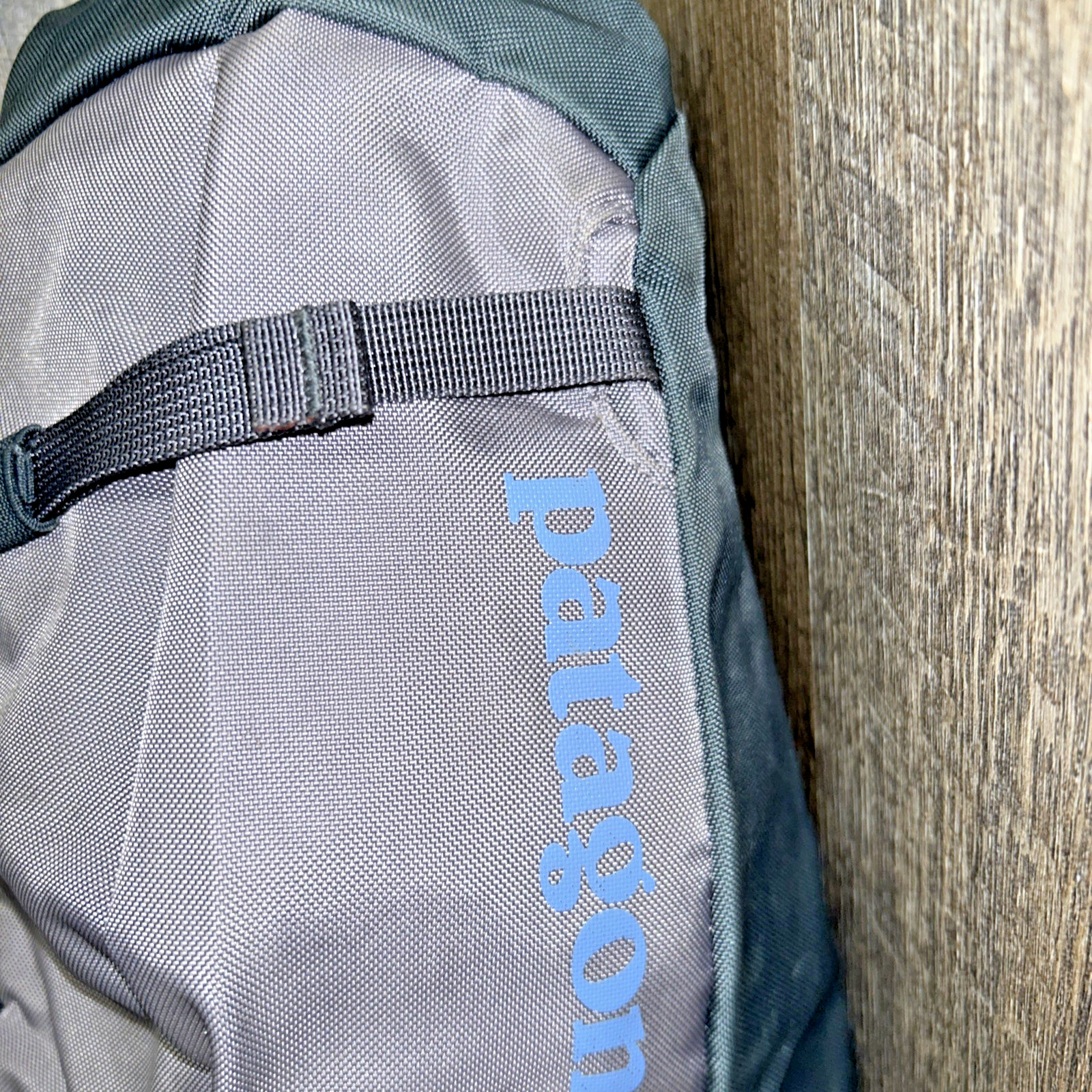 Gently Used Patagonia ATOM 8 Liter Crossbody Bag