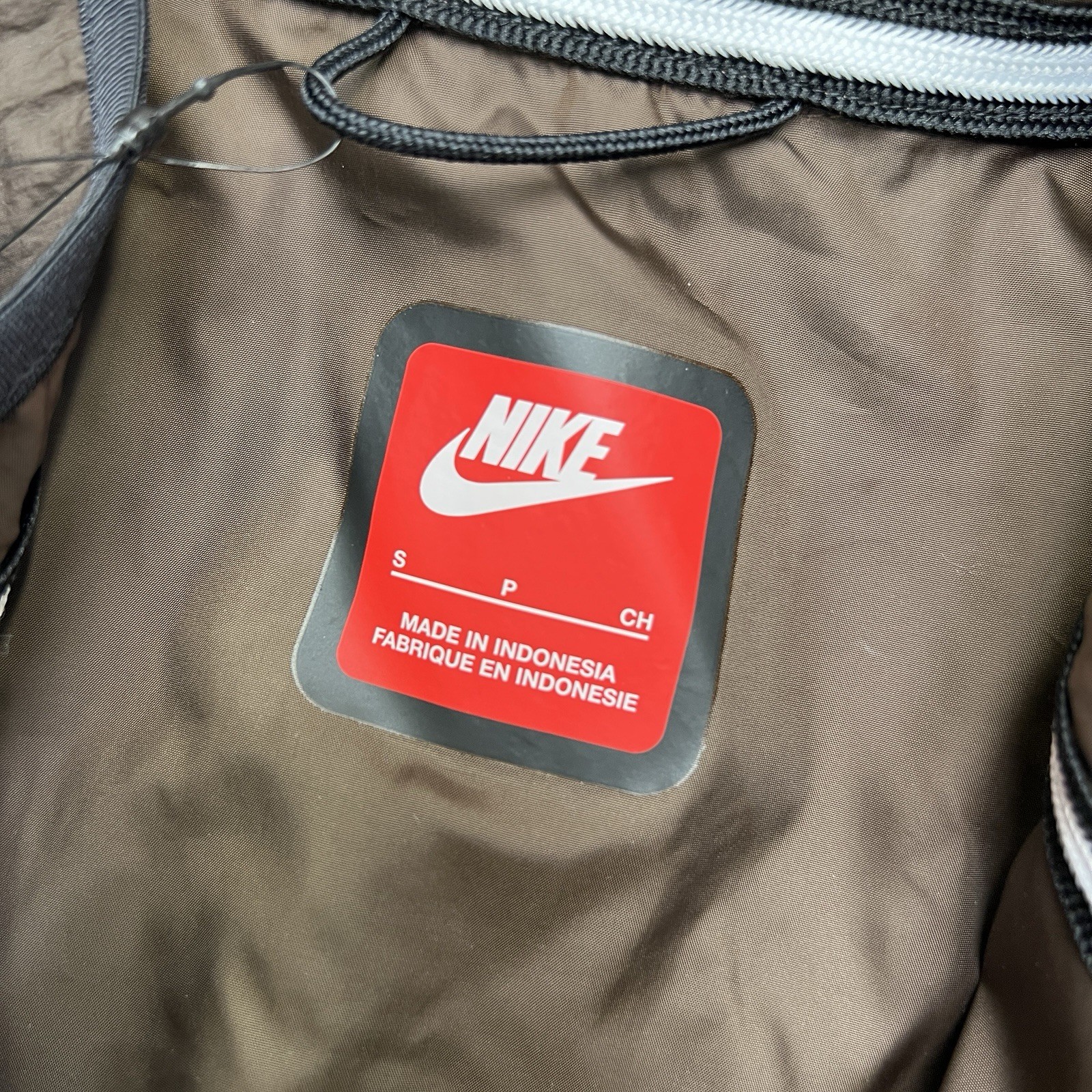 Nike Tech Woven Vest Size Small Mens Brown Black Full Zip Loose Fit $125