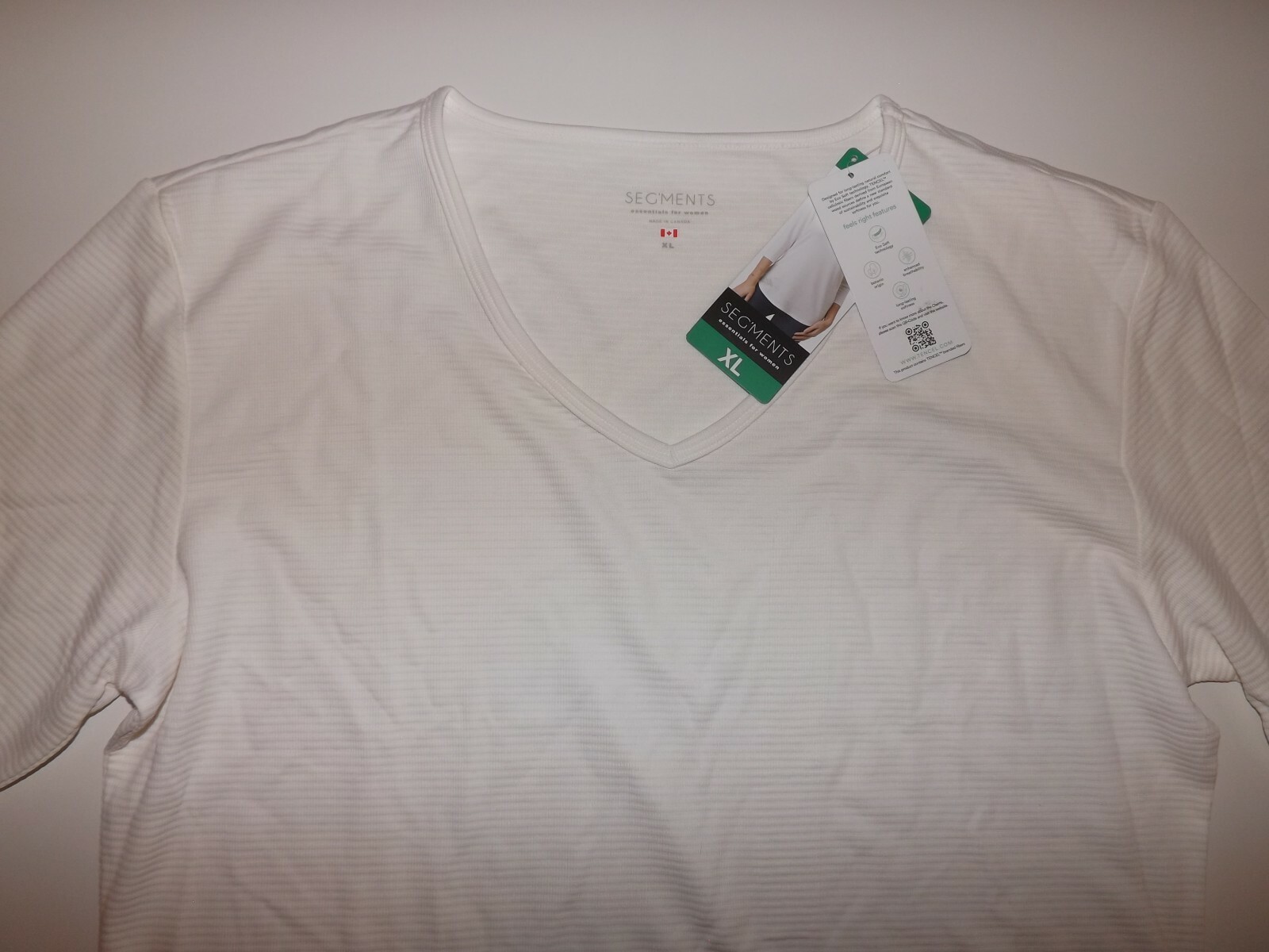 Seg’ments Womens White Tencel 3/4 Sleeve Shirt V-Neck Sz Small S NWT