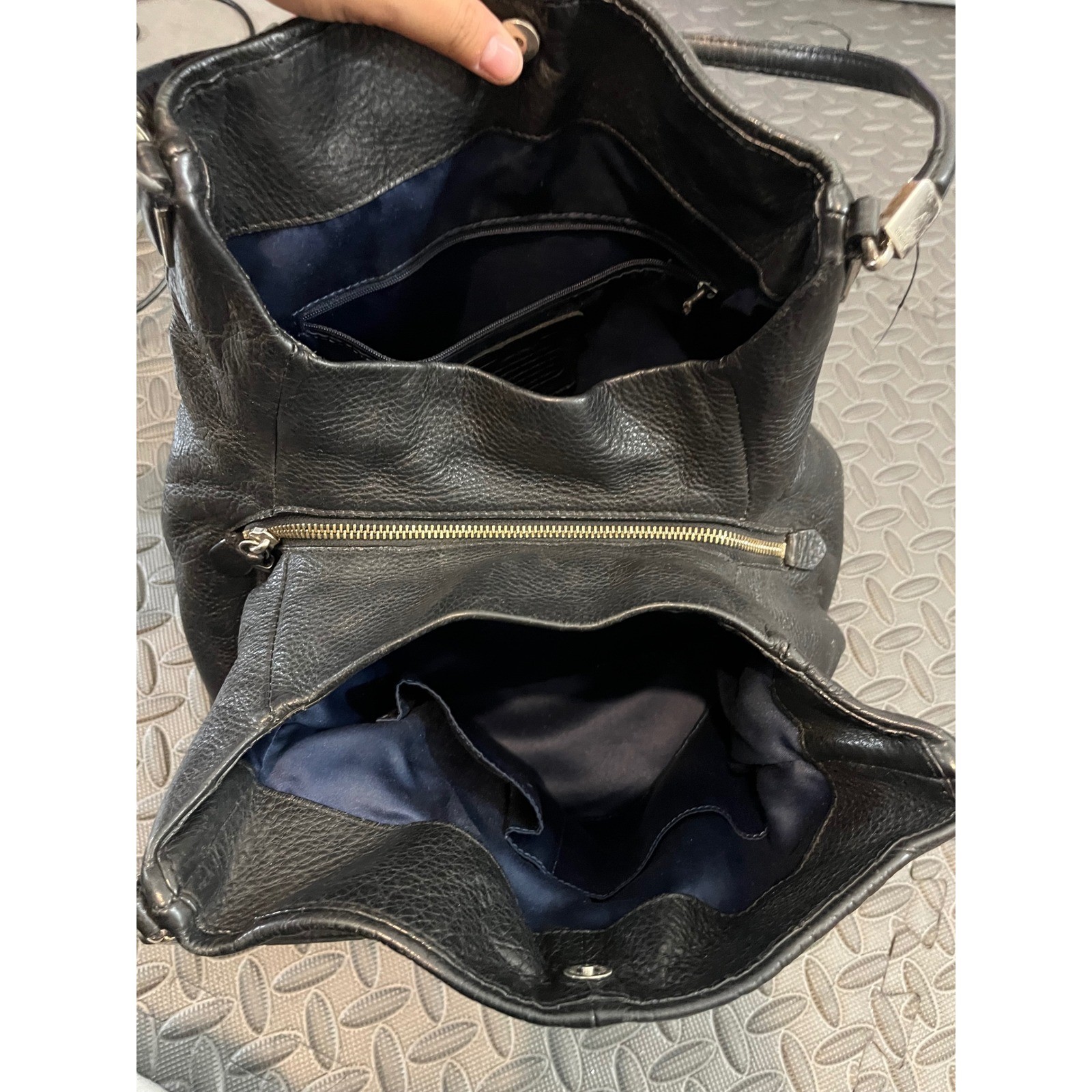 COACH MADISON PHOEBE Black Pebbled Leather Hobo Satchel Bag 26224 Purse