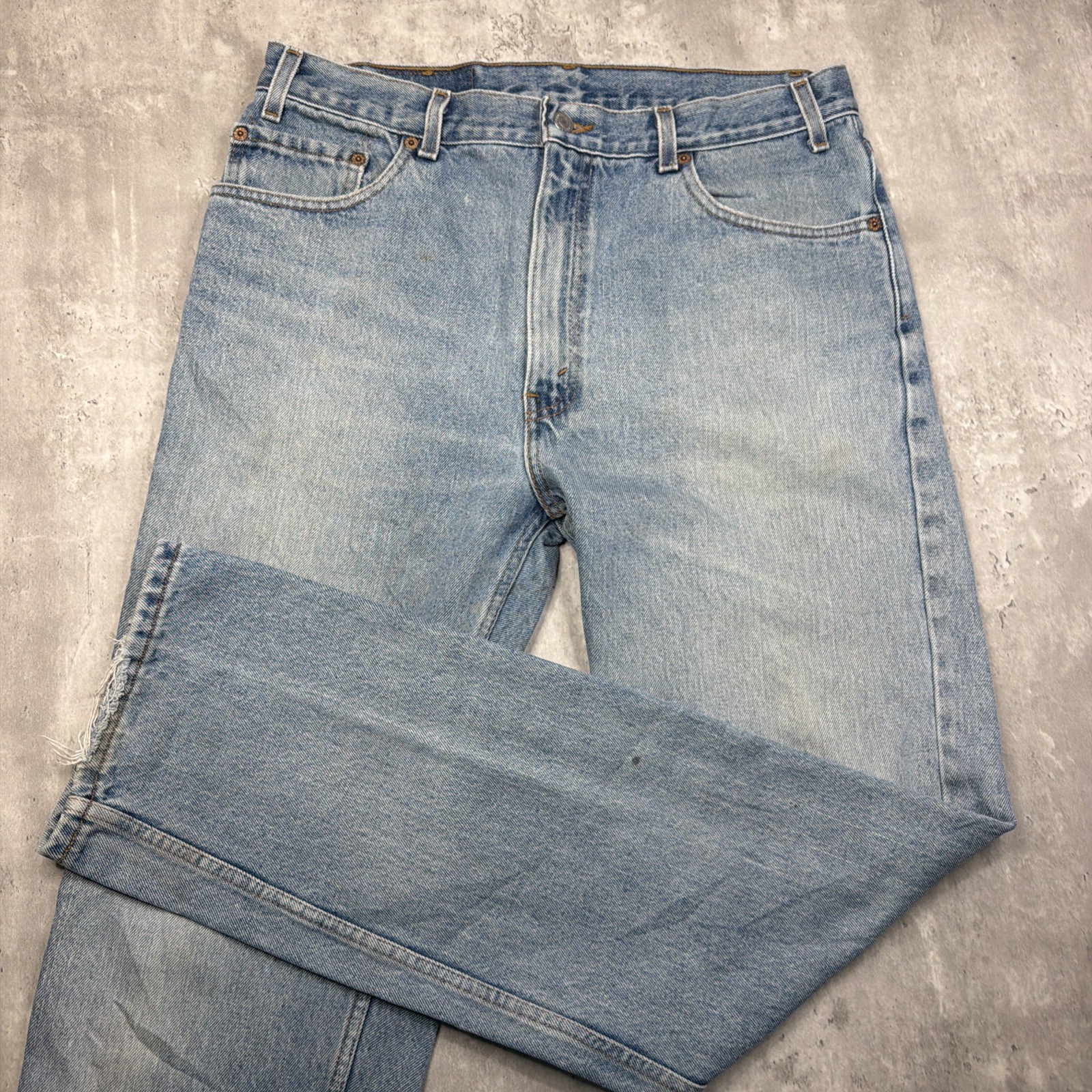 Vintage 90s Levis 505 Jeans Mens 36×34 Light Wash Distressed Straight Work USA
