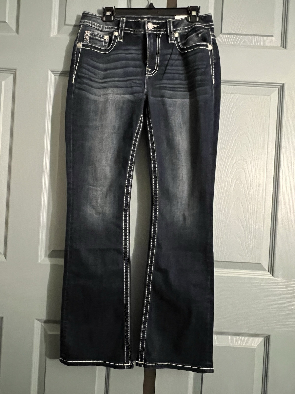 Miss Me Mid-Rise Boot Style M9176BV Size waist 30 X 32 Length NWT $119