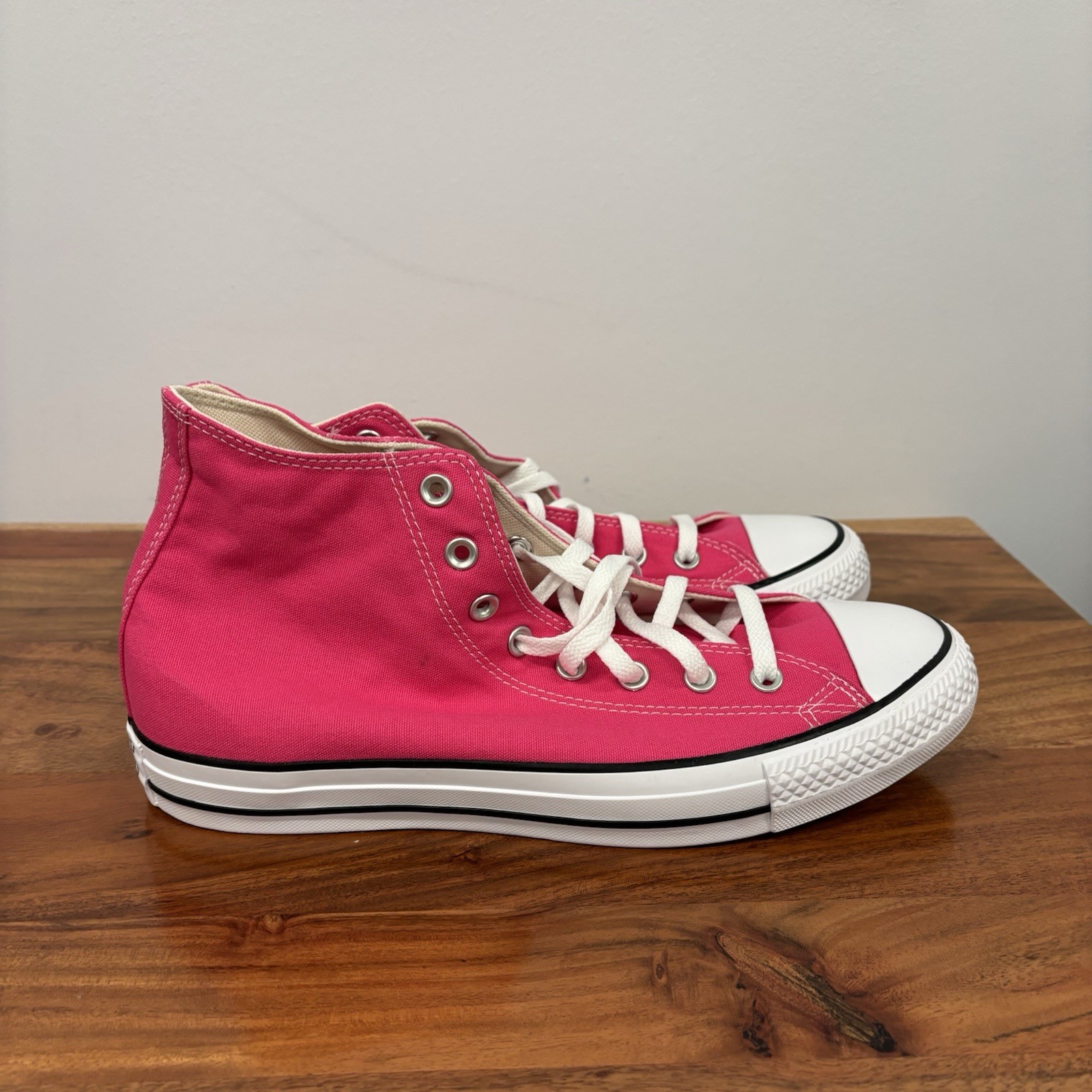 Converse CTAS Hi Hot Pink Men’s Canvas Retro High Top Shoes Size 9