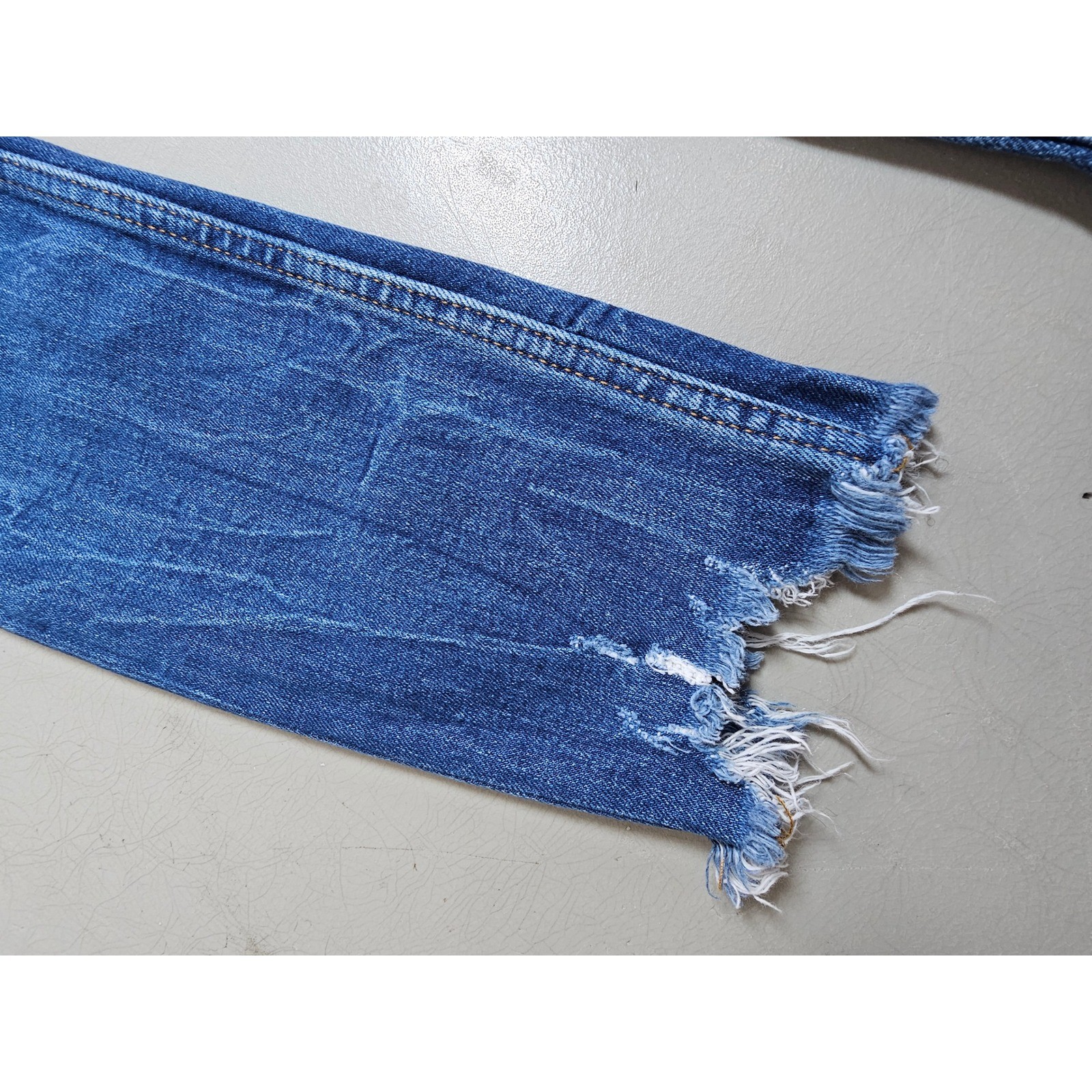 Zara Woman Premium Denim Distressed Slim Jeans Blue Frayed Hem Size 6 2606-115
