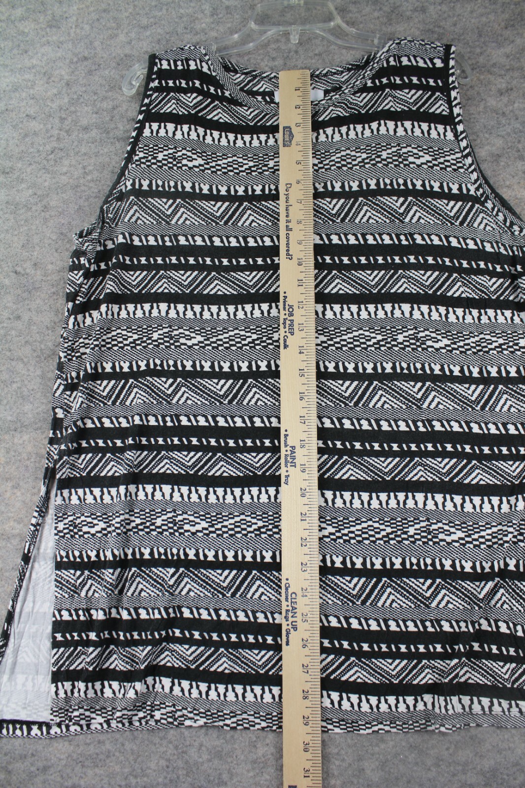 LabelBe Tank Top Sz 16 Black White Long Side Slit Aztec Pullover Stretch Comfort