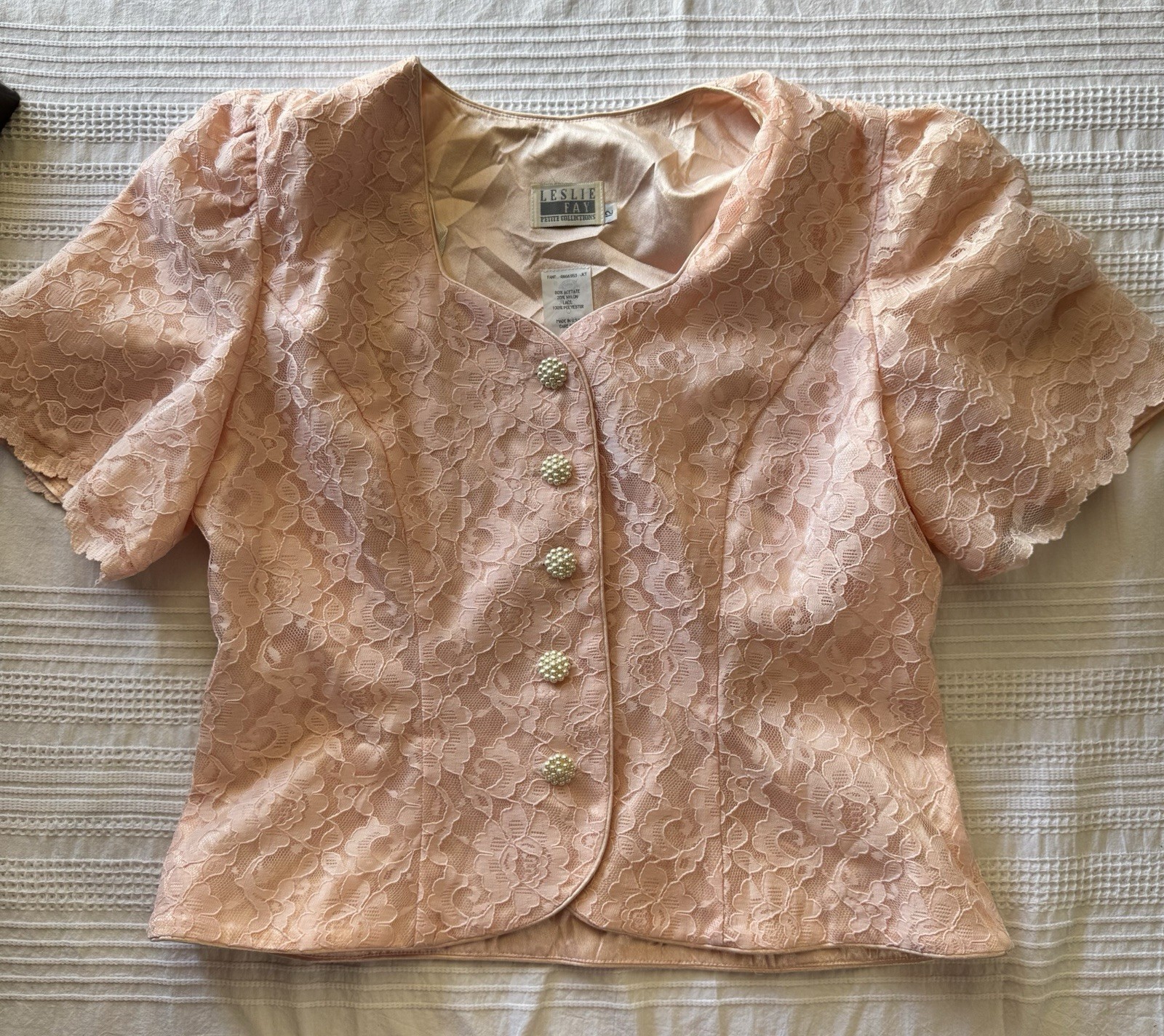 Vintage Leslie Fay Petites Pink Lace Pearl Button Front V-Neck Blouse Size 12