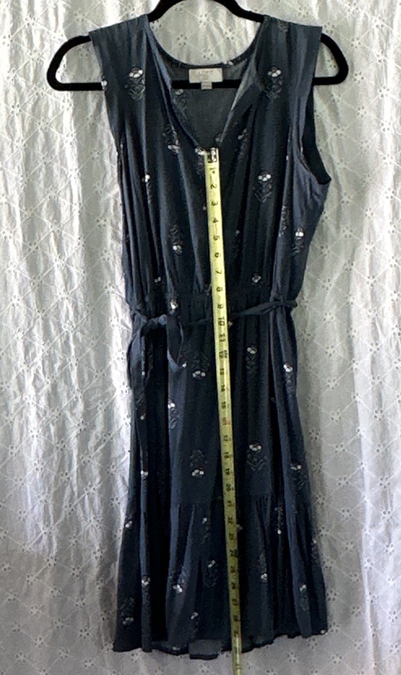 LOFT Outlet Women’s Petite MP Blue Floral Sleeveless V-Neck Sundress Knee