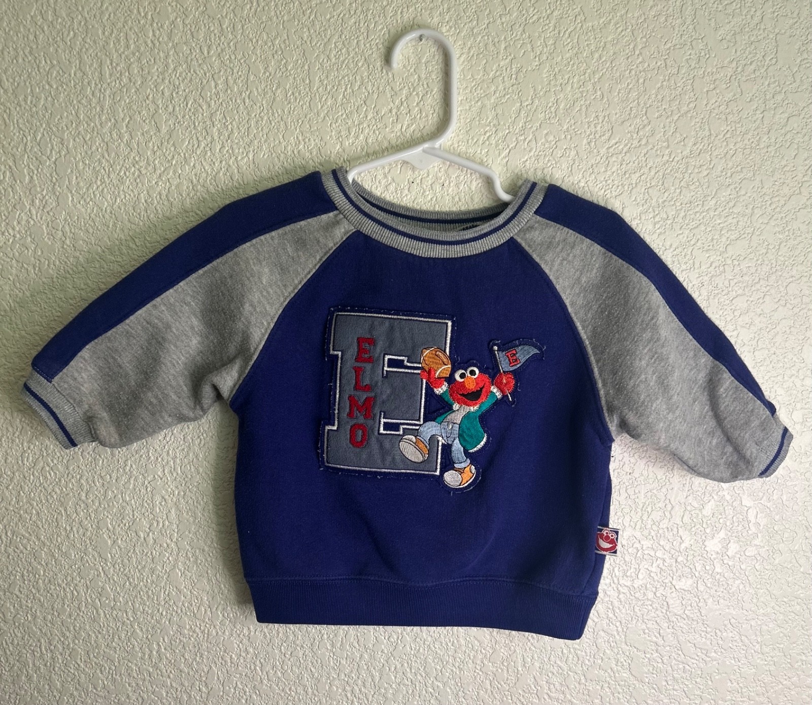 Sesame Street Elmo embroidered baby sweater 12M