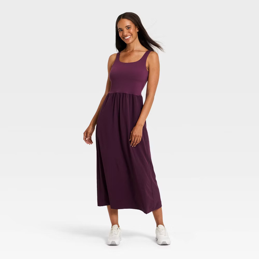 Women Woven Travel Dress – All In Motion Dark Purple S