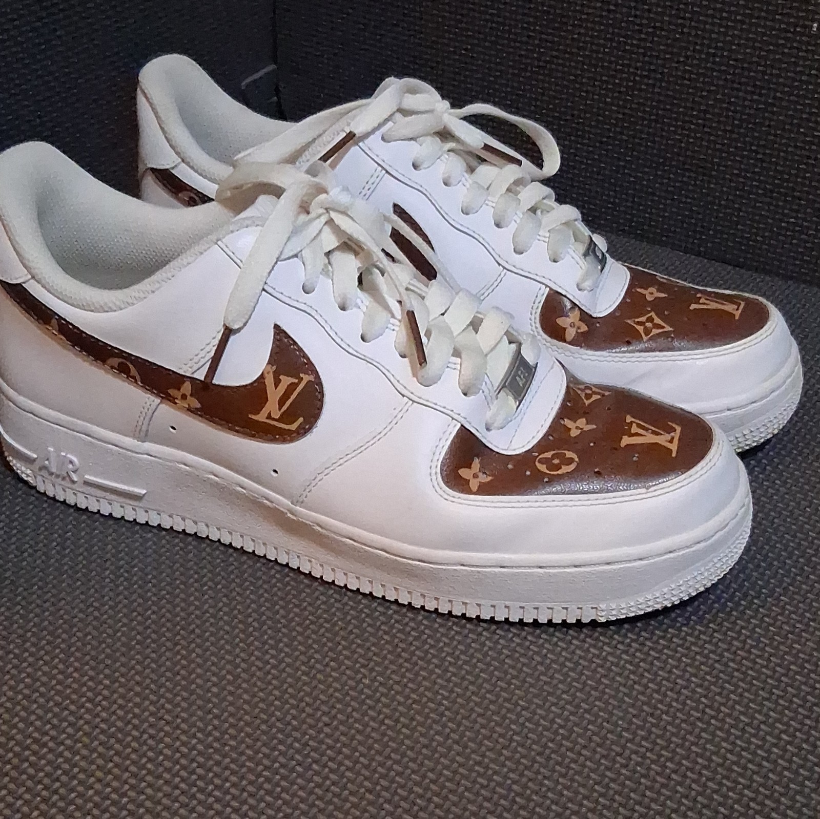 Custom LOUIS VUITTON Nike AIR FORCE ONES Men’s Size 10 US