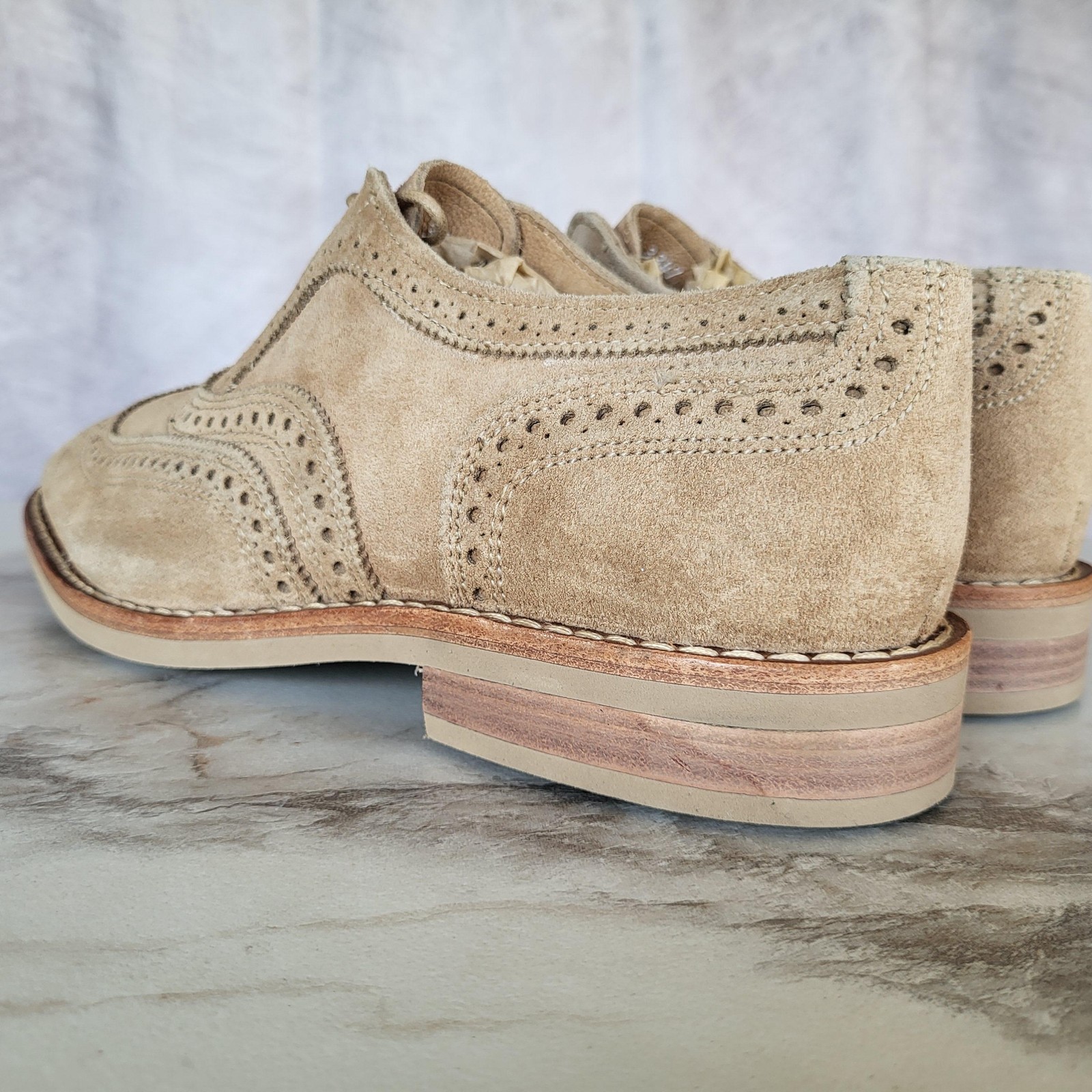 Allen Edmonds Neumok Suede Wingtip Featherwelt Oxfords Men’s Size 9 E