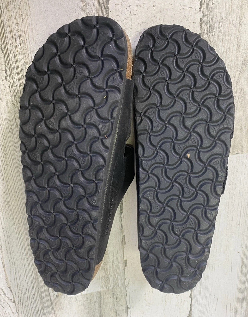 Birkenstock Arizona Black Two Strap Sandals Sz 40 Women 9 Men 7 Medium / Narrow
