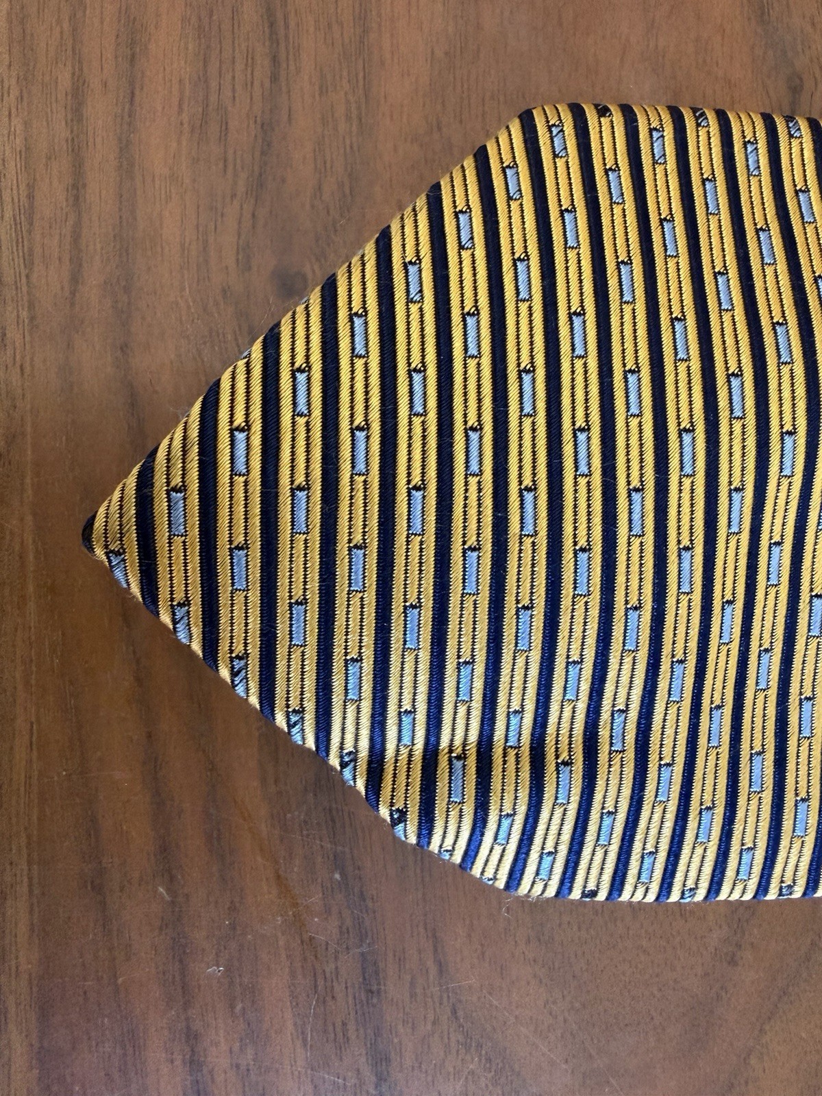 N Peal Men’s Silk Tie Gold & Blue Geometric Pattern Woven Pointed One Size