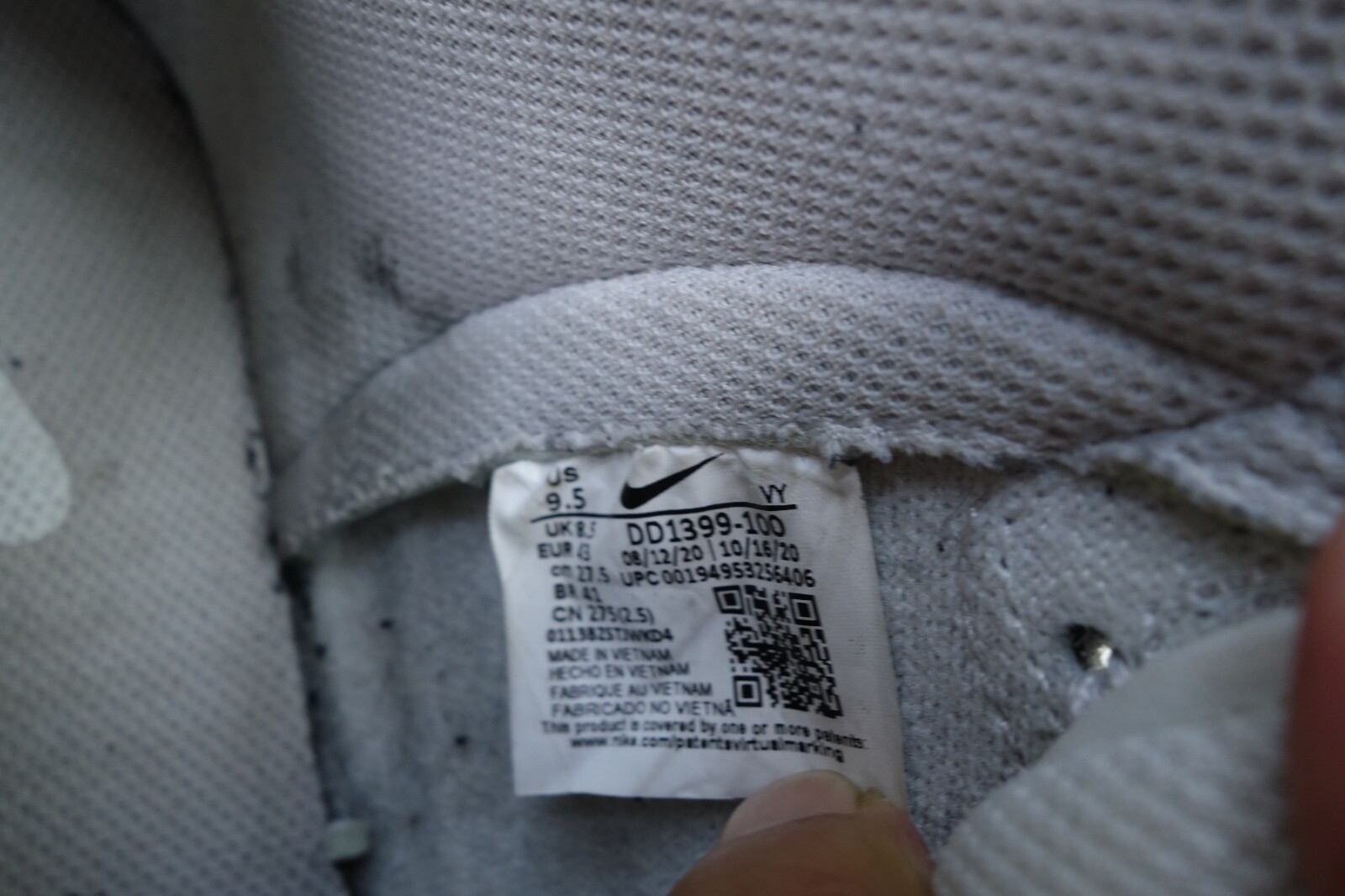 Nike Dunk High Retro Sneaker Shoes Light Gray DD1399-100 Men Size 9.5