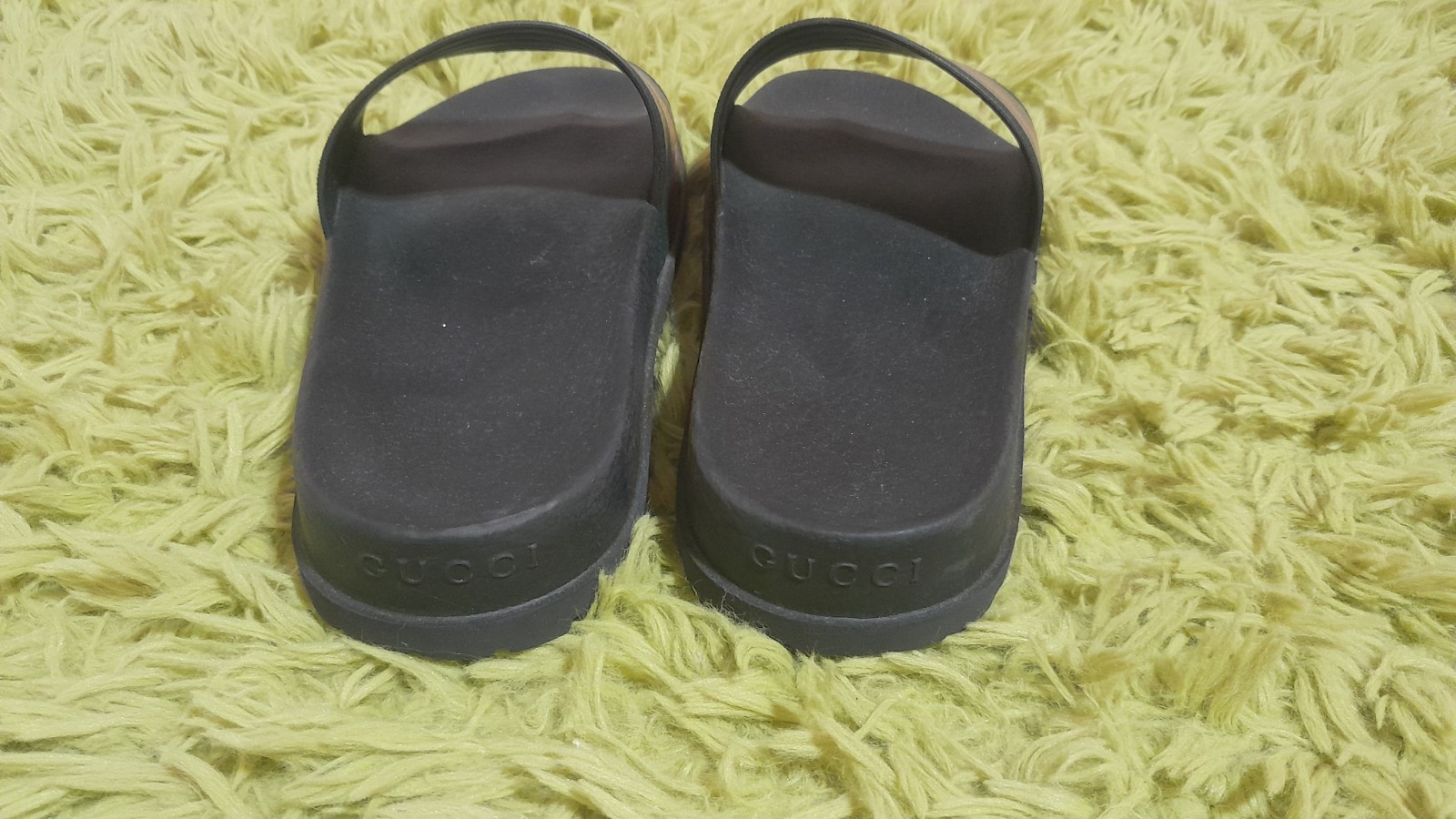 Gucci Men’s Slide Sandals US 11 Black Red/Green Web Stripe Rubber Logo