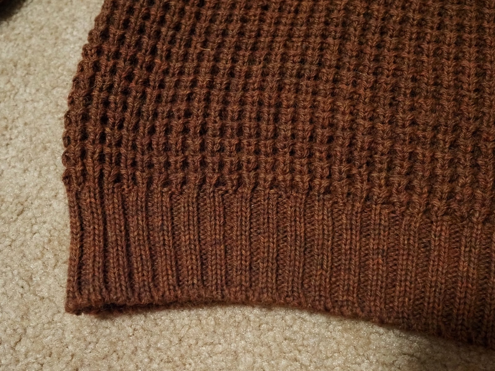 Peregrine Waffle Crew Neck Jumper Cinnamon Sweater Wool Mens Small NWOT