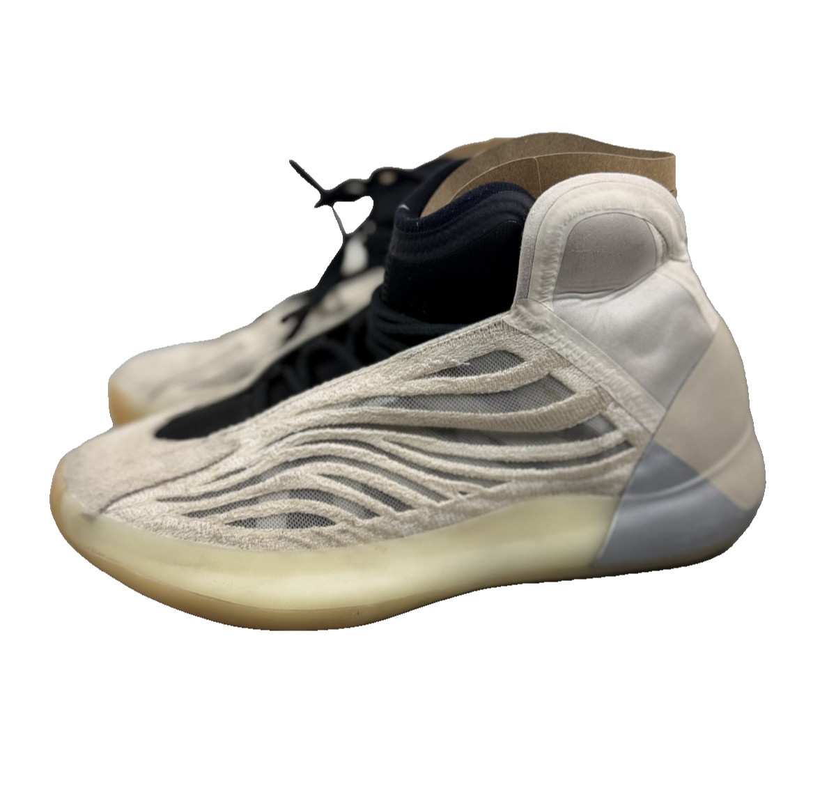 Size 9 – adidas Yeezy Quantum Mist Slate