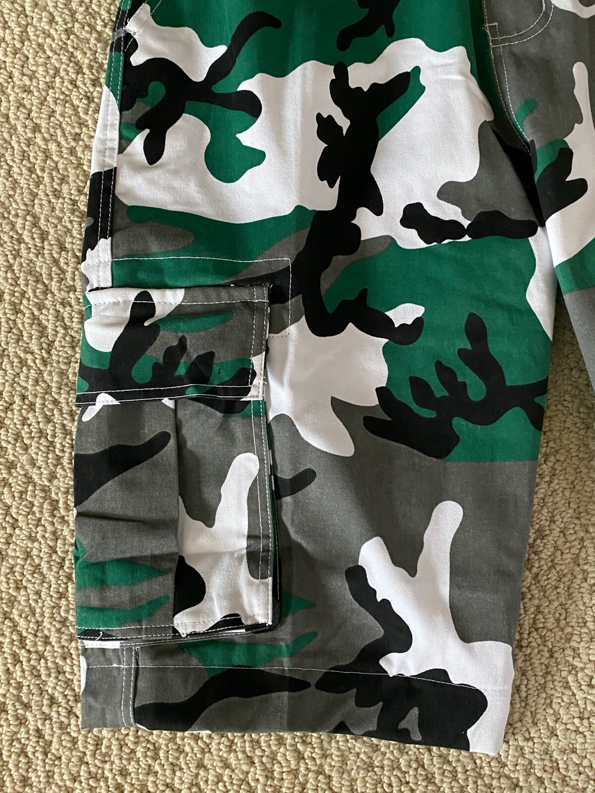 NWT Men’s Nathan Green White Camouflage Camo Belted Cargo Pocket Shorts ALL SIZE