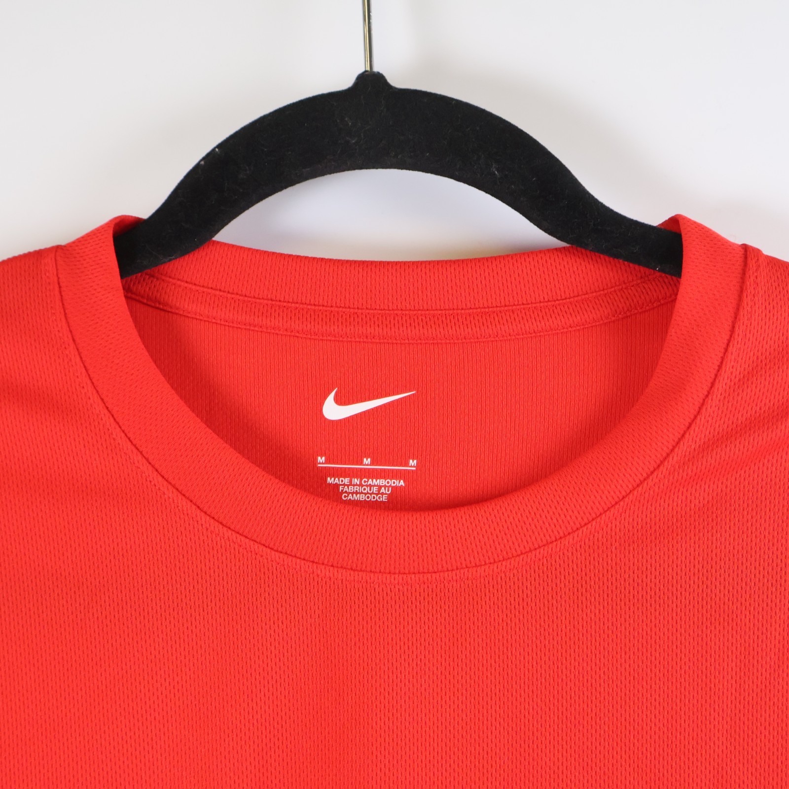 NEW Nike Men’s Dri-Fit Activewear T-Shirt Short Sleeve No Graphic, Red, Size M
