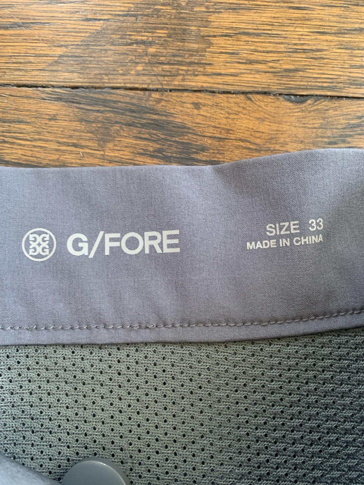 G/FORE Performance Golf Shorts Ash Gray Mens sz 33
