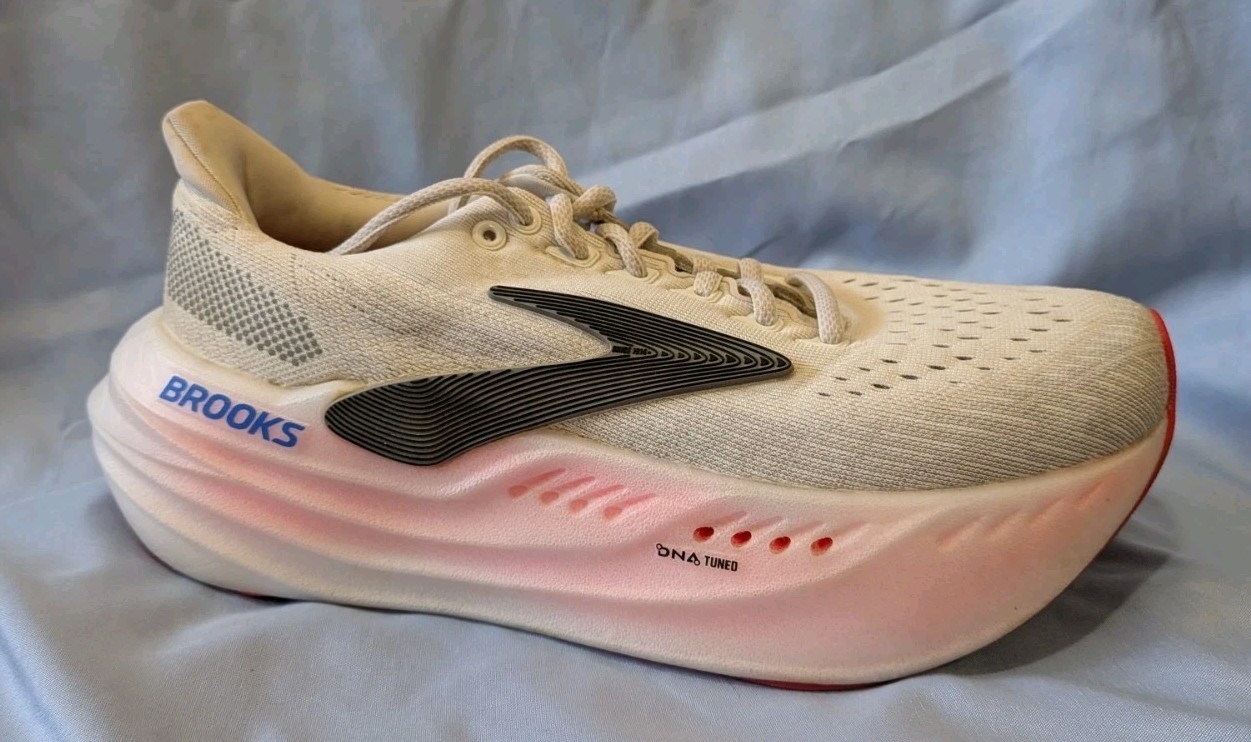 Brooks Glycerin Max Black Diva Pink Running Shoes – Womens 7.5 Barely Worn