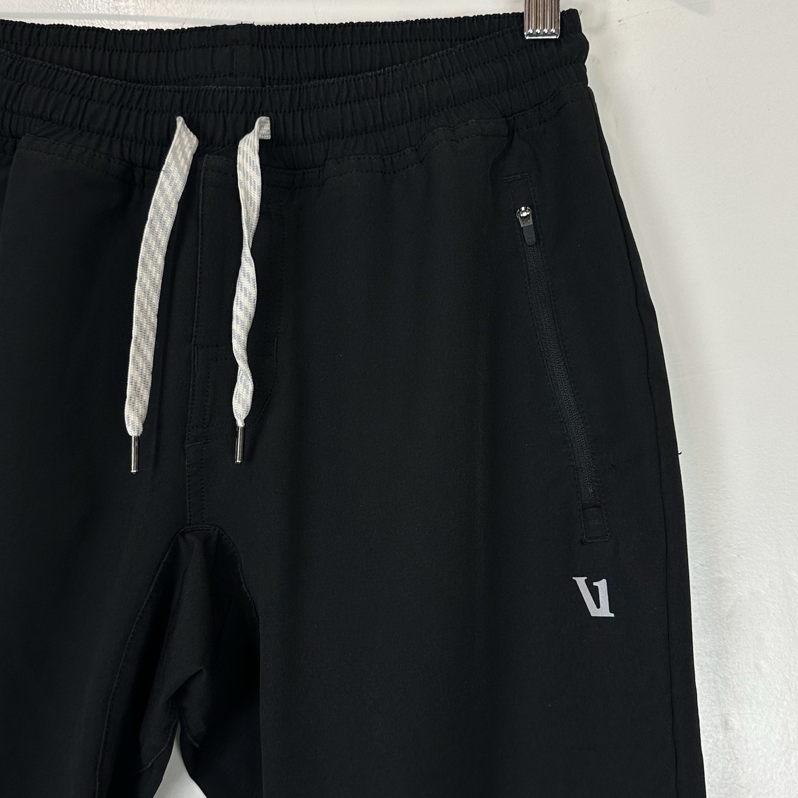 Vuori Transit Jogger 30″ Black Size S Performance Travel Pant Athleisure Minimal