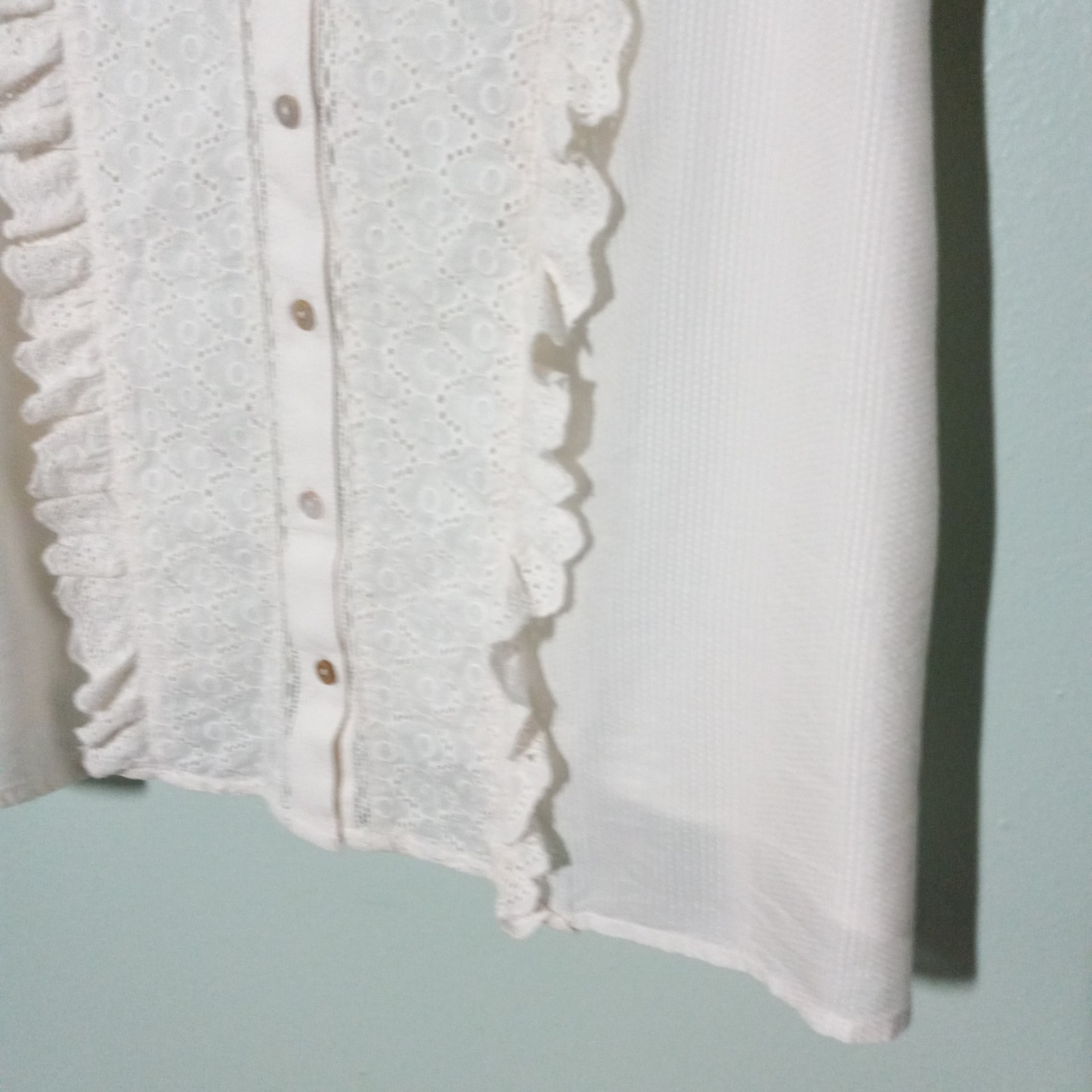LOGO by Lori Goldstein Button Top Blouse size 1X, Ivory Lace Eyelet Sheer Ruffle